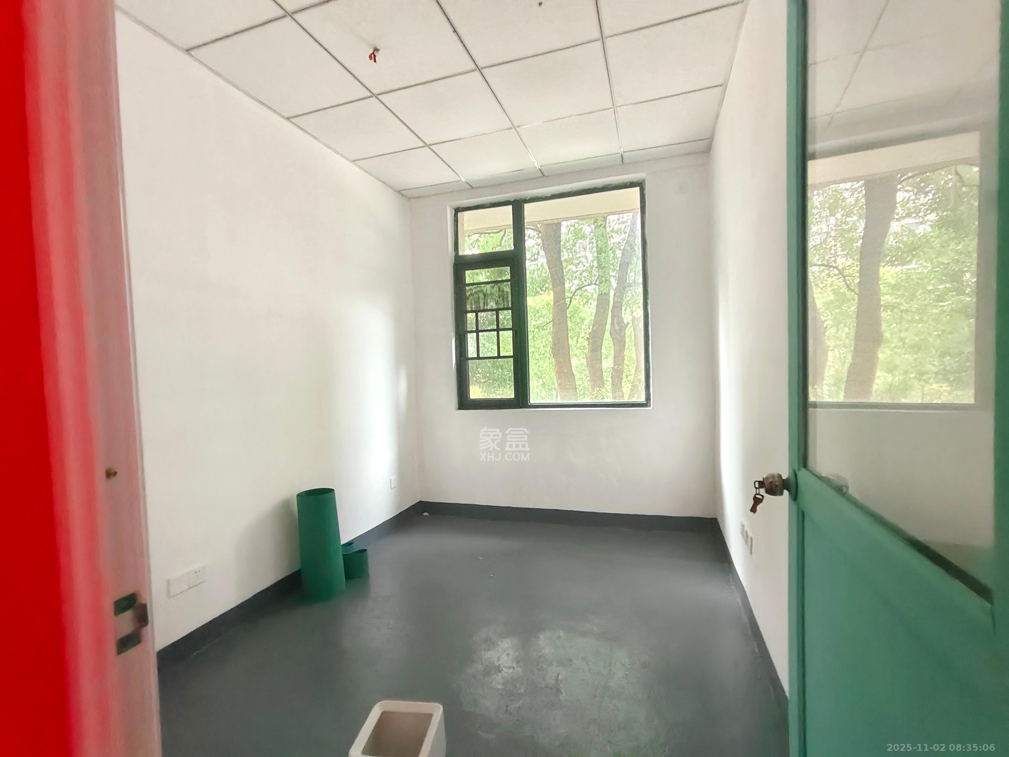 恒大翡翠华庭  4室2厅2卫    2600.0元/月室内图