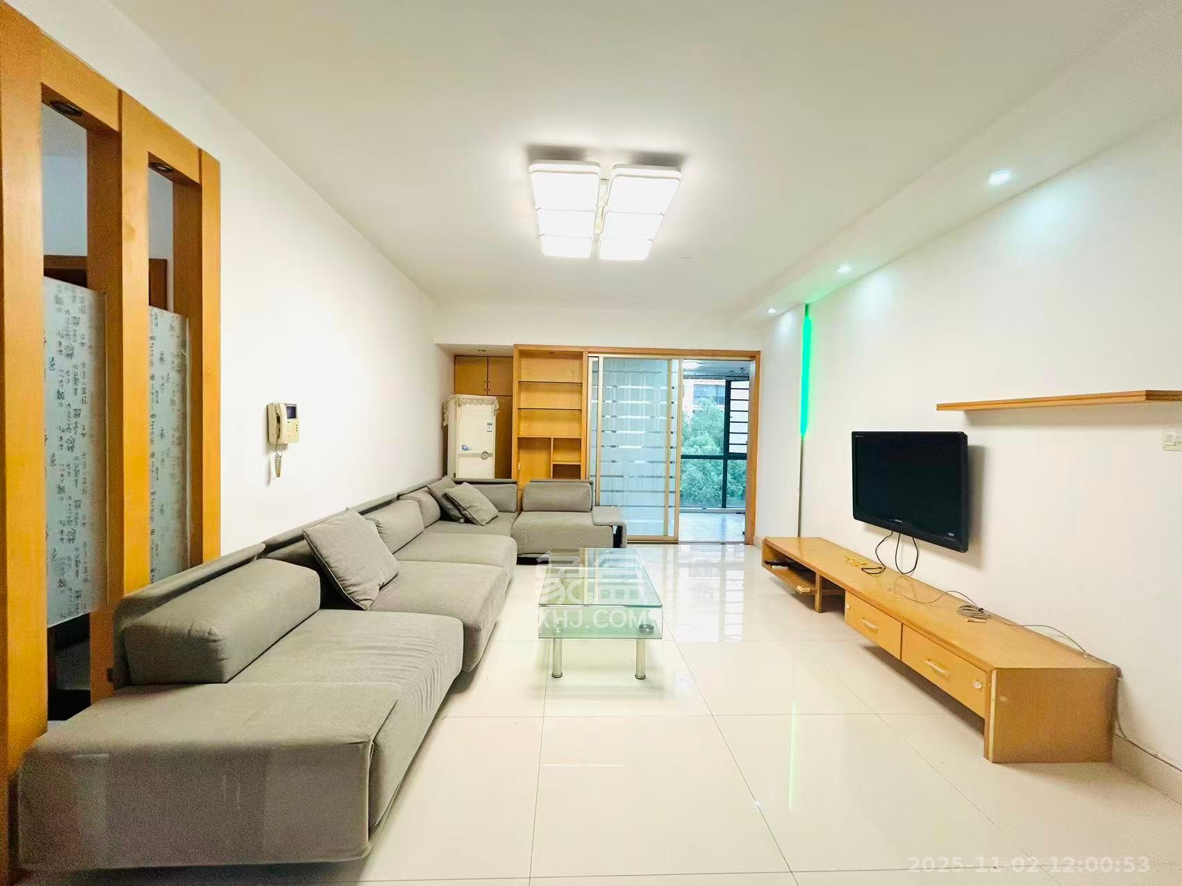 华菱蓝调国际（华菱.香墅美地）  3室2厅1卫    2400.0元/月