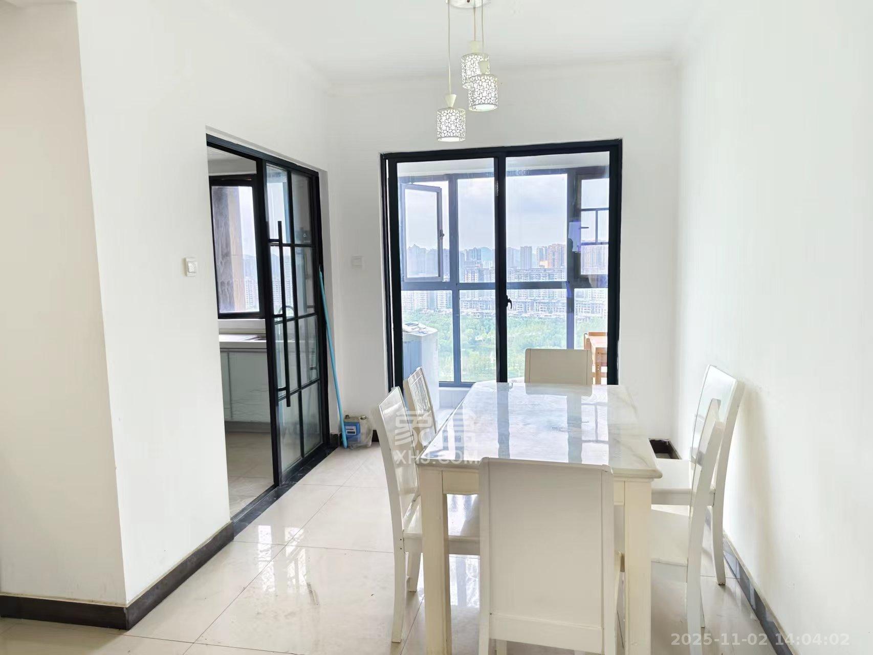 湘熙水郡(观澜海赋家园)  3室2厅2卫    2700.0元/月 湘熙水郡(观澜海赋家园)  3室2厅2卫    2700.0元/月室内图