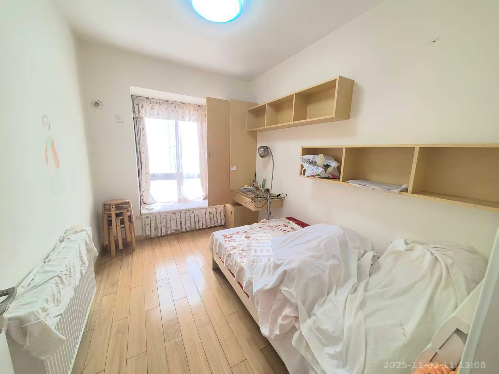 好望谷  3室2厅2卫    1800.0元/月室内图