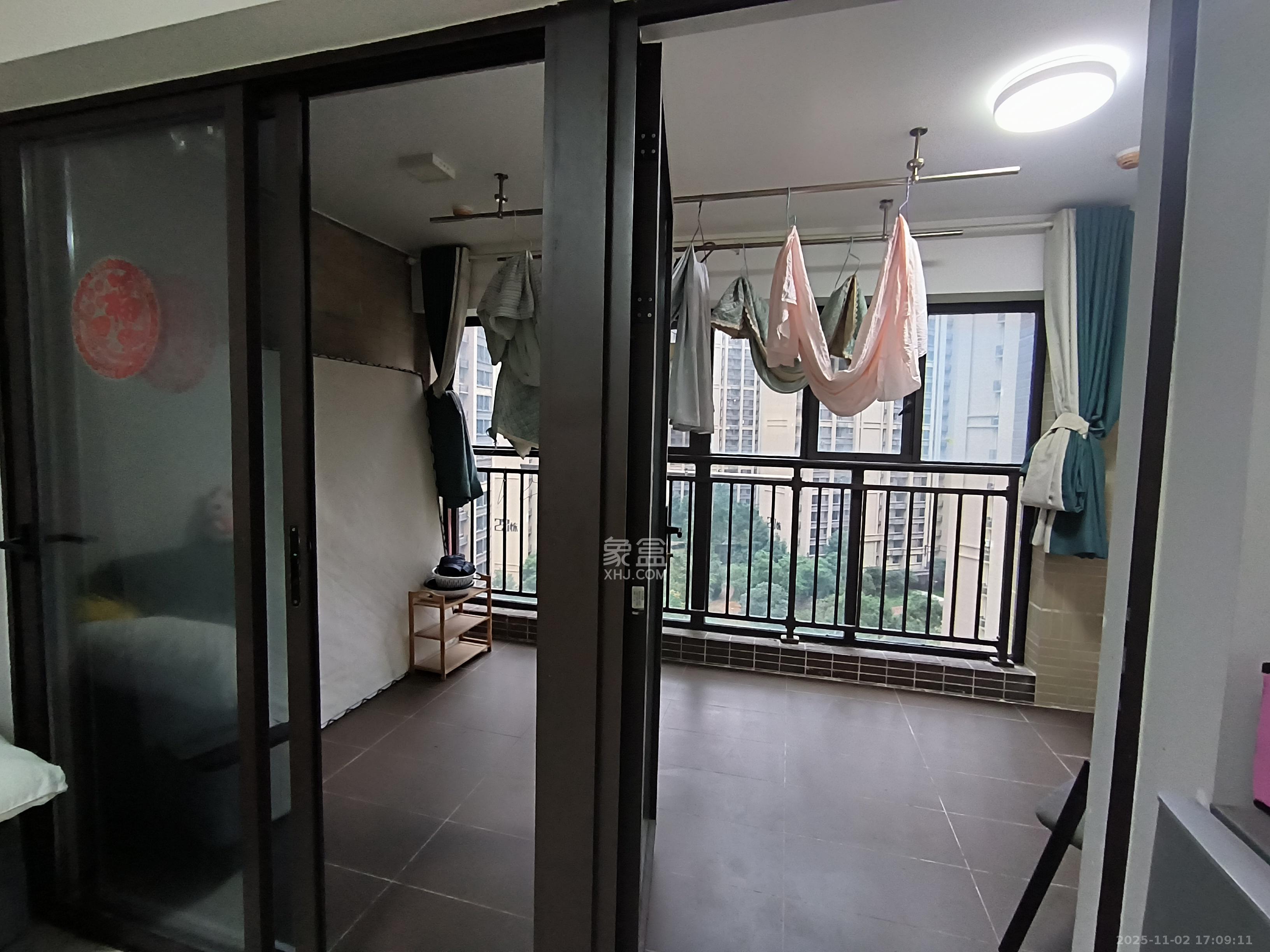 时代倾城二期 2室2厅1卫 1800.0元/月 时代倾城二期 2室2厅1卫 1800.0元/月室内图