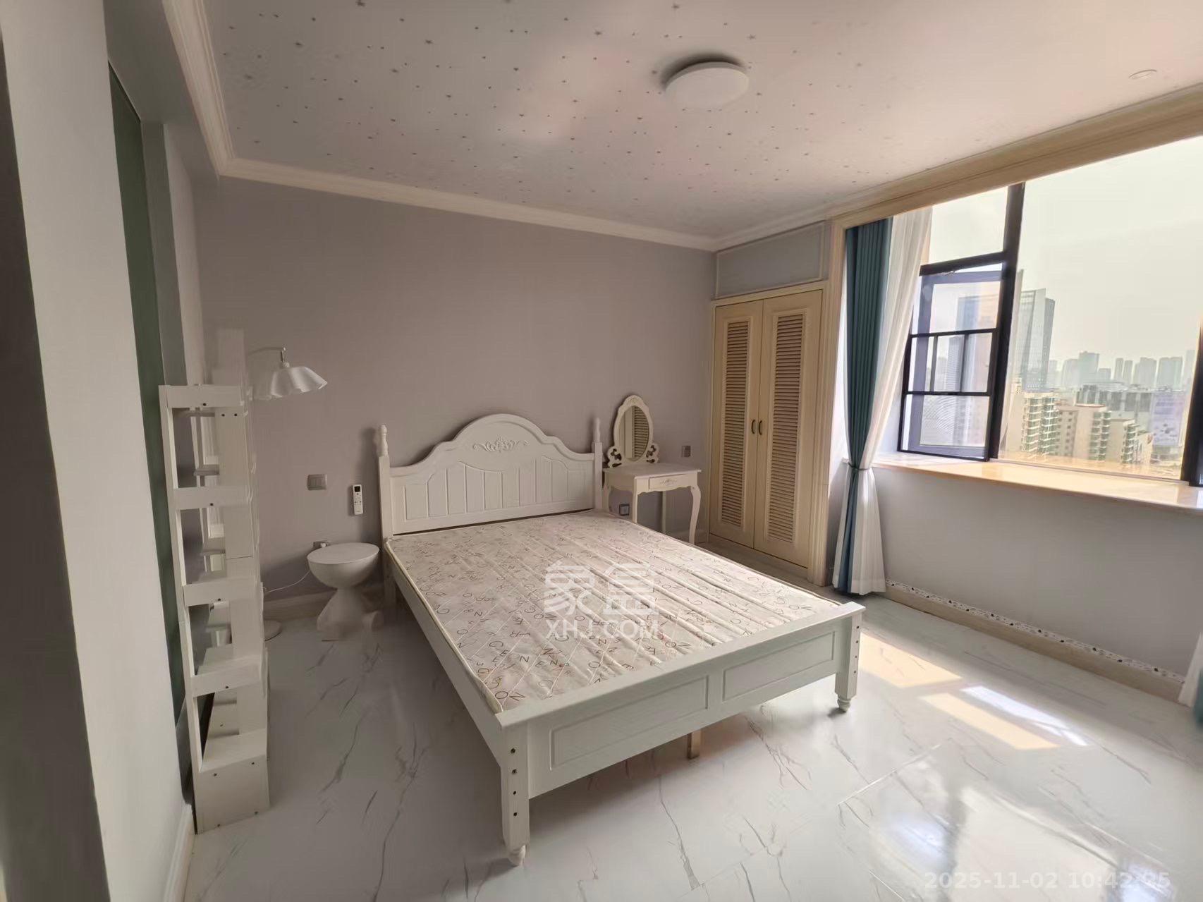 沁园春御院  1室1厅1卫    1700.0元/月室内图