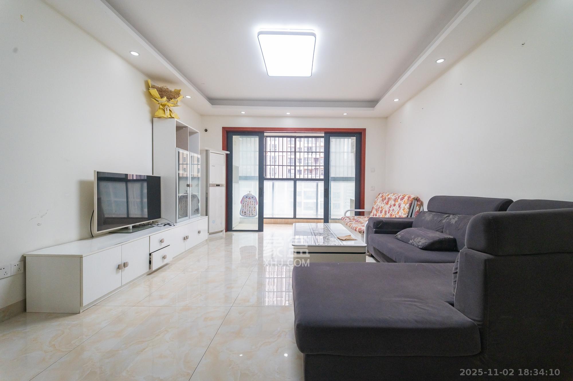 蓝山郡  2室2厅1卫    47.8万