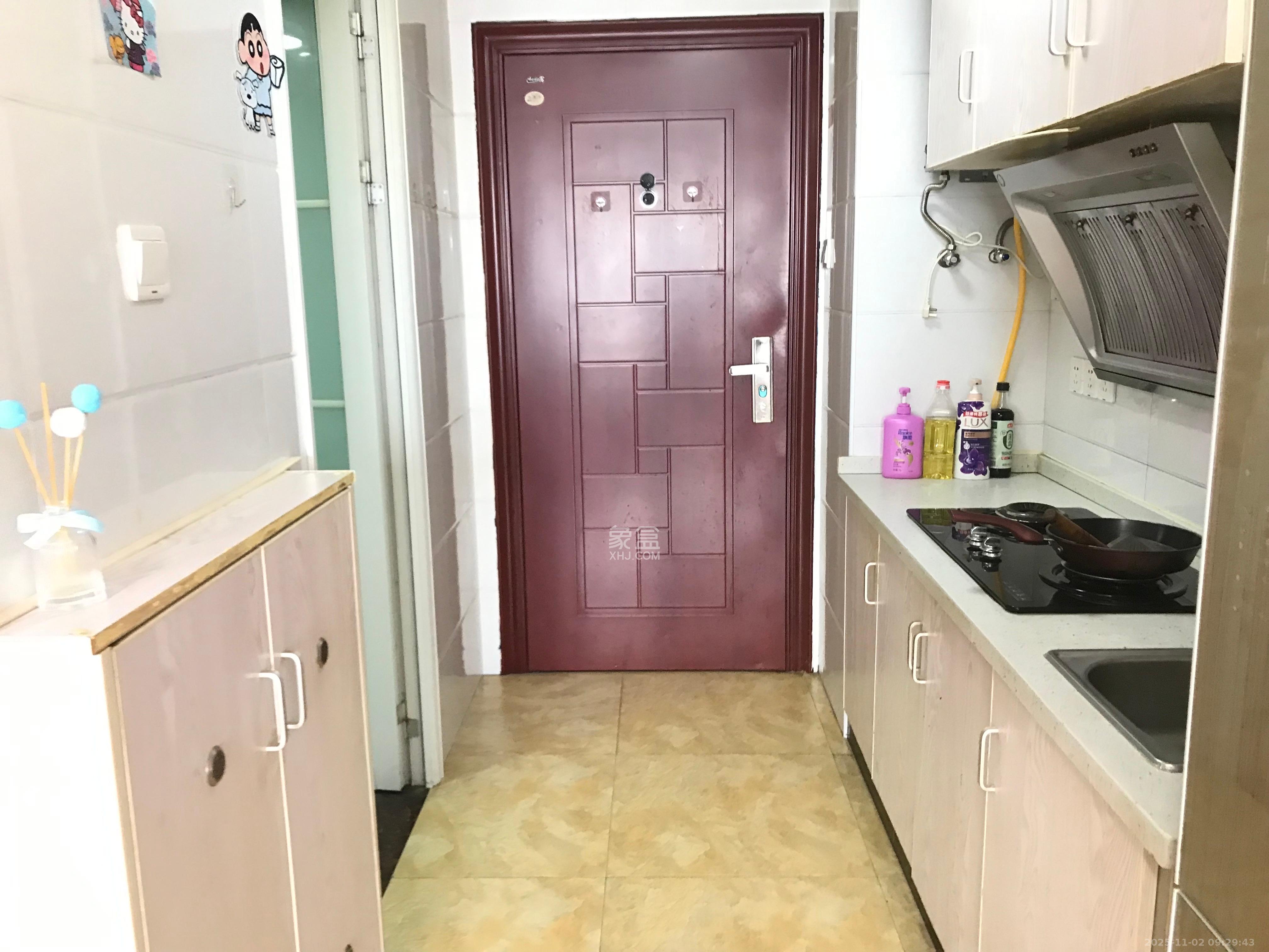 新长海广场  1室1厅1卫    1100.0元/月室内图