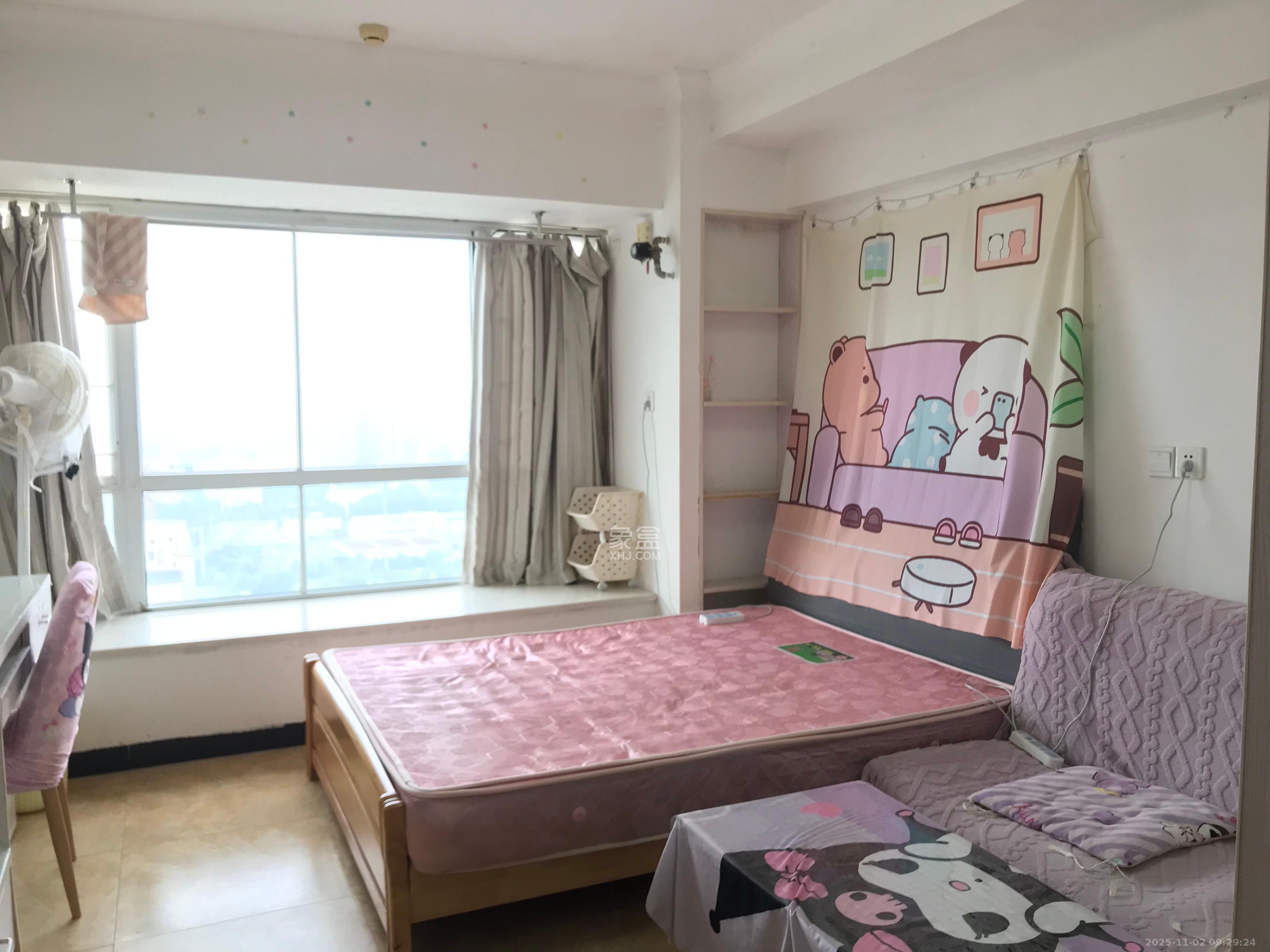 新长海广场  1室1厅1卫    1100.0元/月室内图