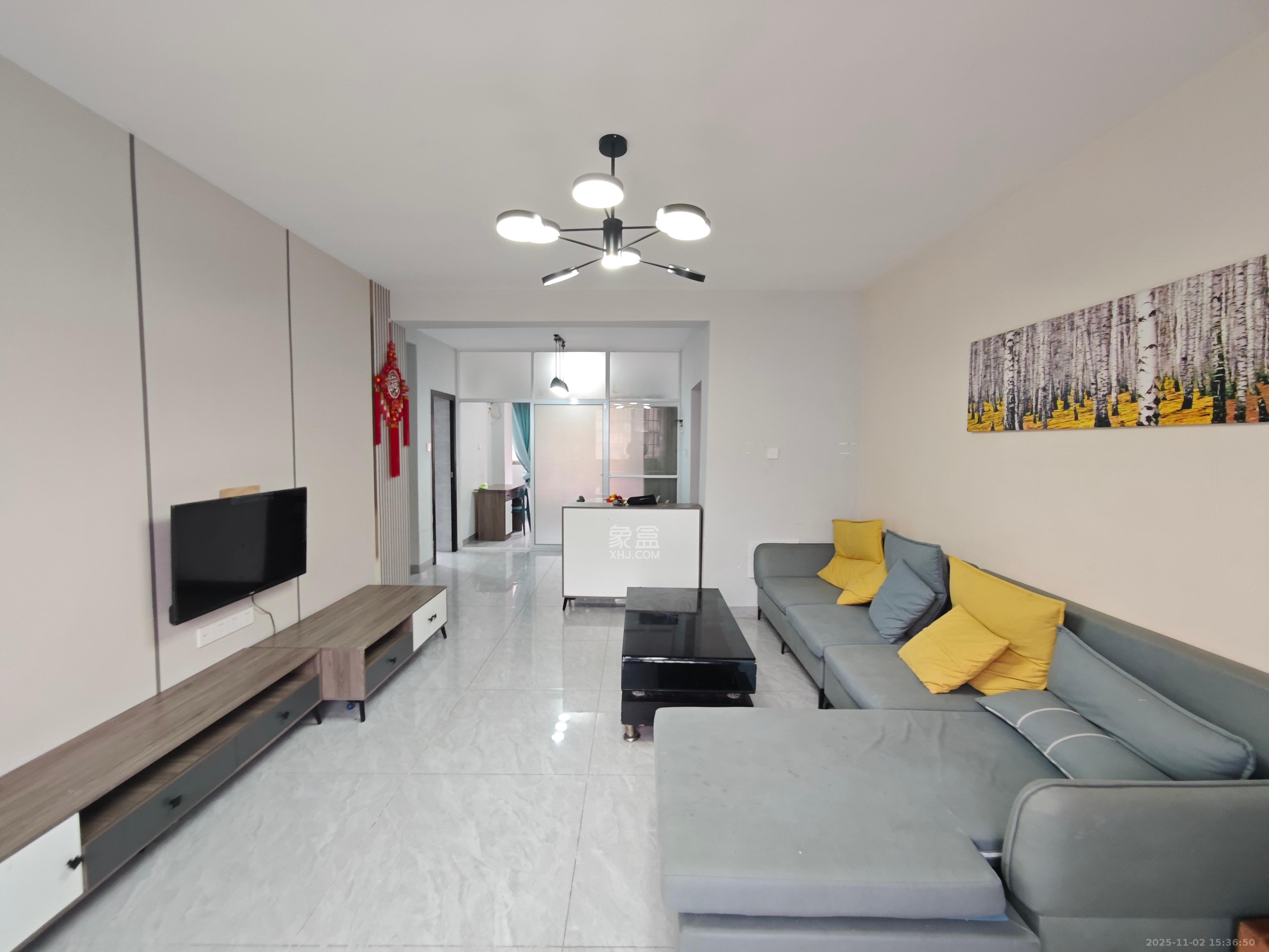 谷峰小区 3室2厅2卫 2000.0元/月 谷峰小区 3室2厅2卫 2000.0元/月室内图