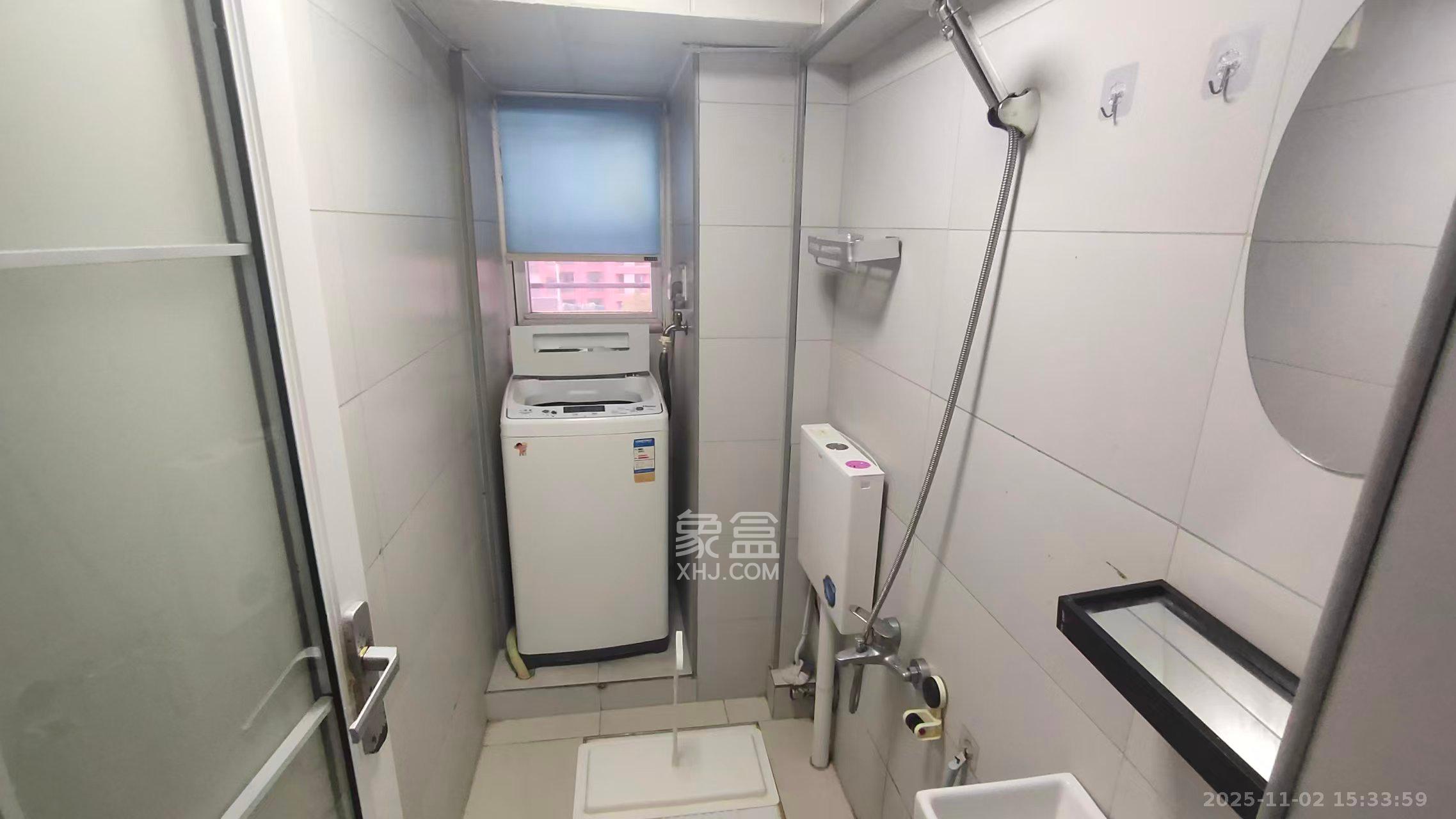 书院路电梯厂宿舍(宝塔山) 2室1厅1卫 2000.0元/月 书院路电梯厂宿舍(宝塔山) 2室1厅1卫 2000.0元/月室内图