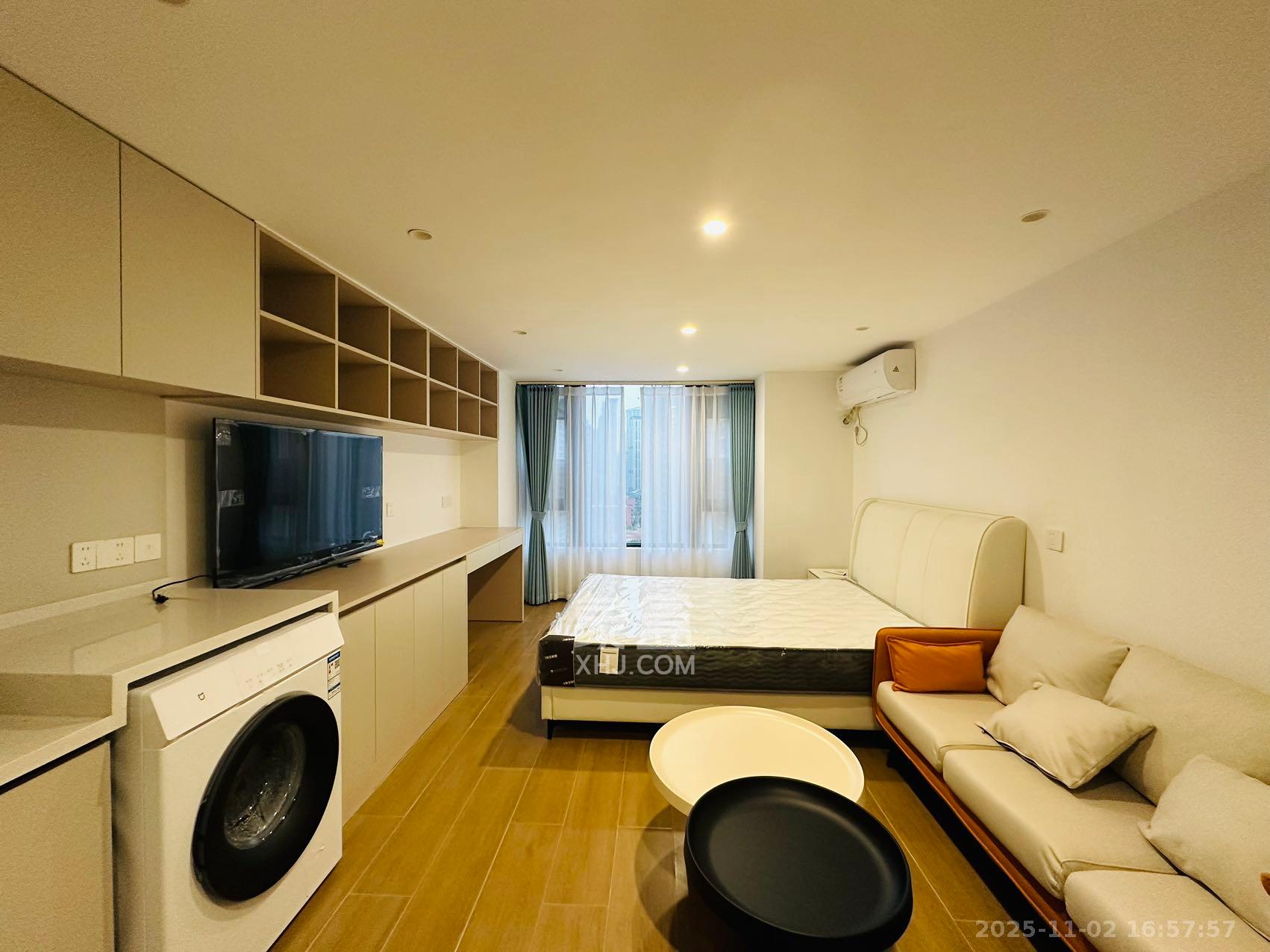 中海阅溪府  1室1厅1卫    1300.0元/月室内图