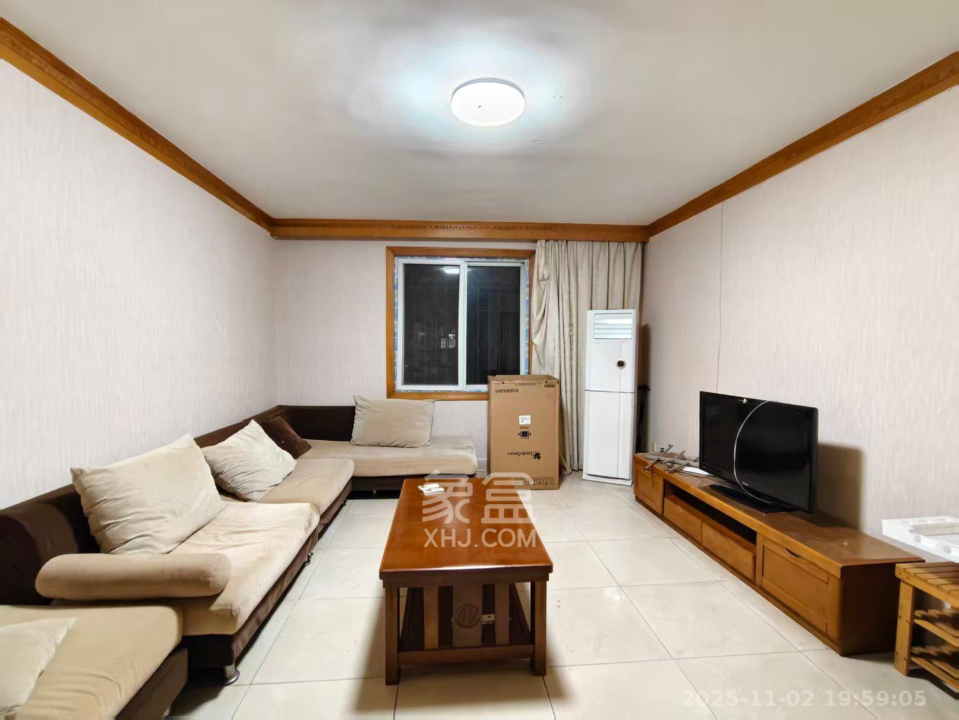 鸿基花园  2室2厅1卫    1500.0元/月