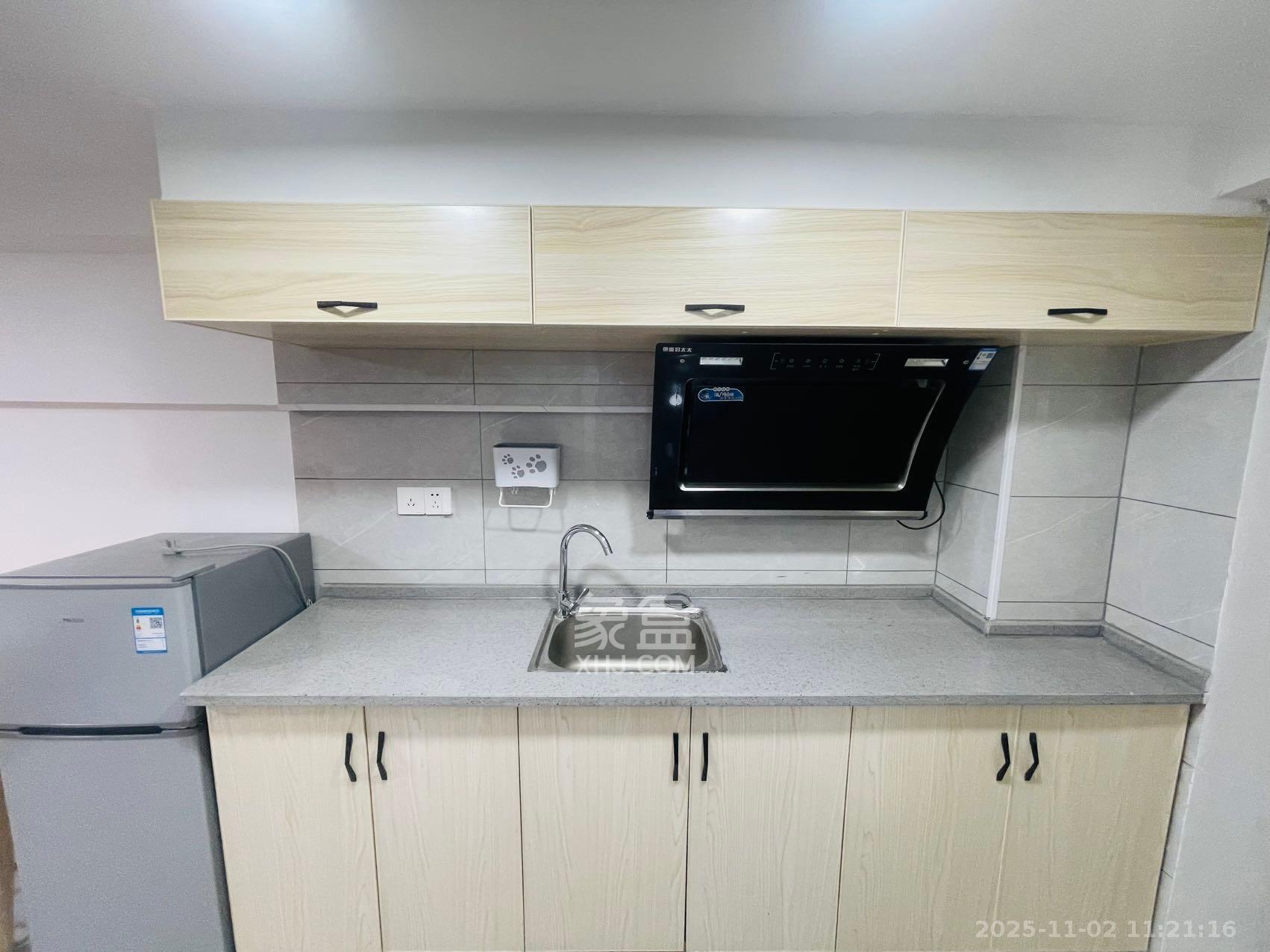 龙湖湘江星座（祺鑫星座公寓）  1室1厅1卫    1200.0元/月室内图