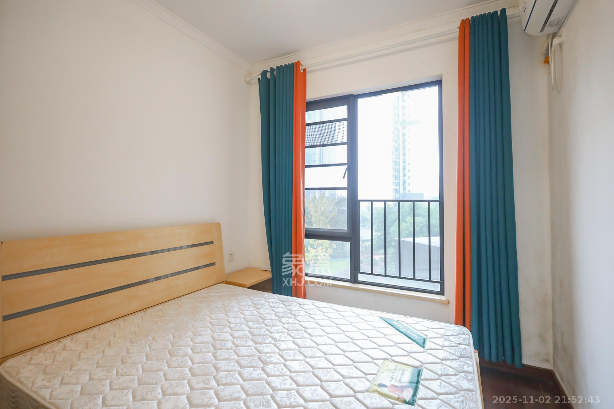 万科里金域国际 4室2厅2卫 235.0万 万科里金域国际 4室2厅2卫 235.0万卧室