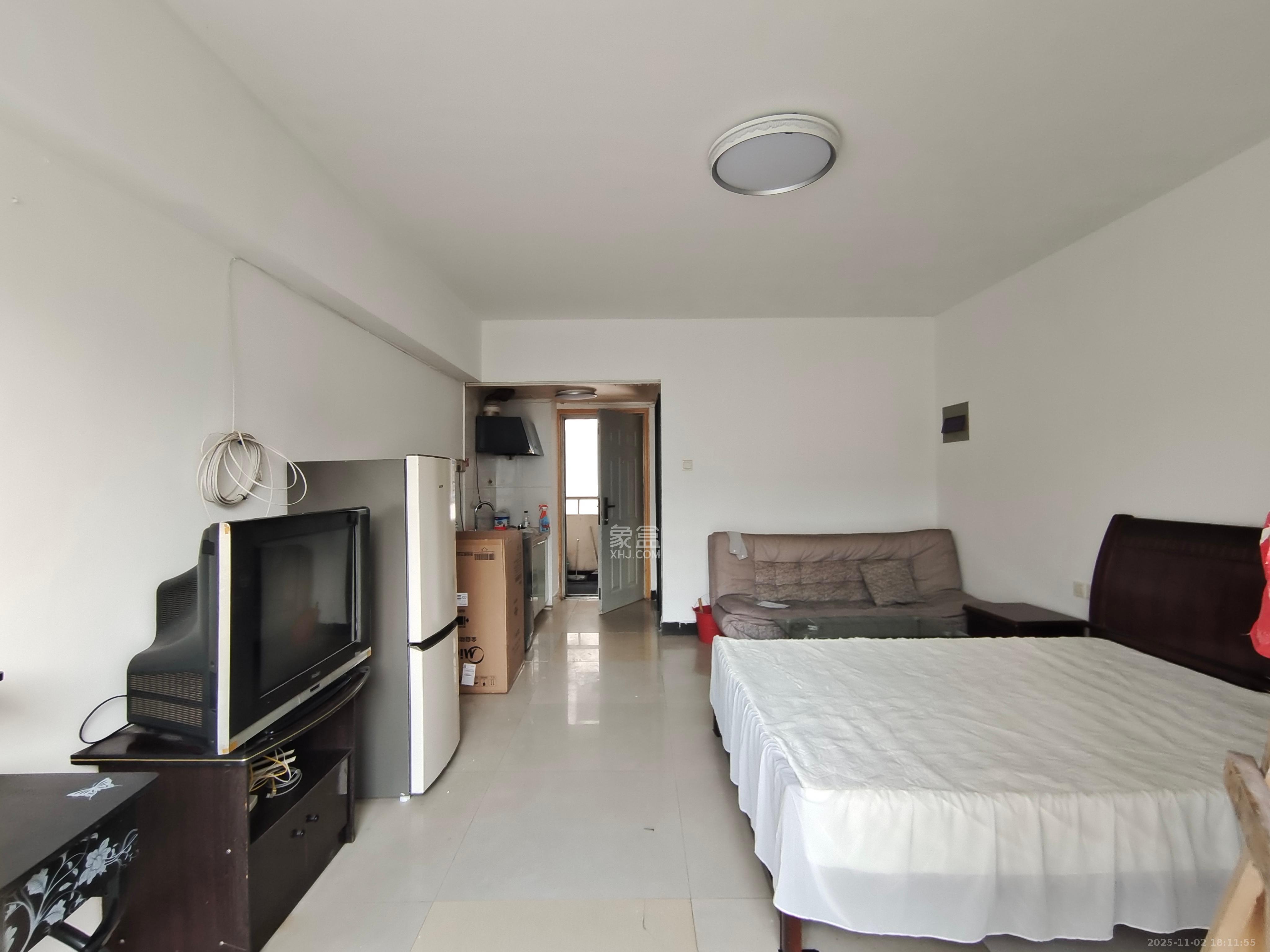 阳光100二期 1室1厅1卫 1100.0元/月 阳光100二期 1室1厅1卫 1100.0元/月室内图