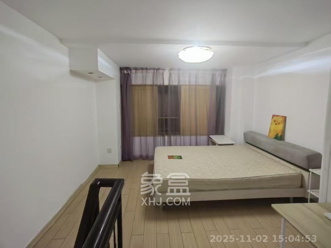 他城（天鸿时代公寓）  1室1厅1卫    1200.0元/月室内图