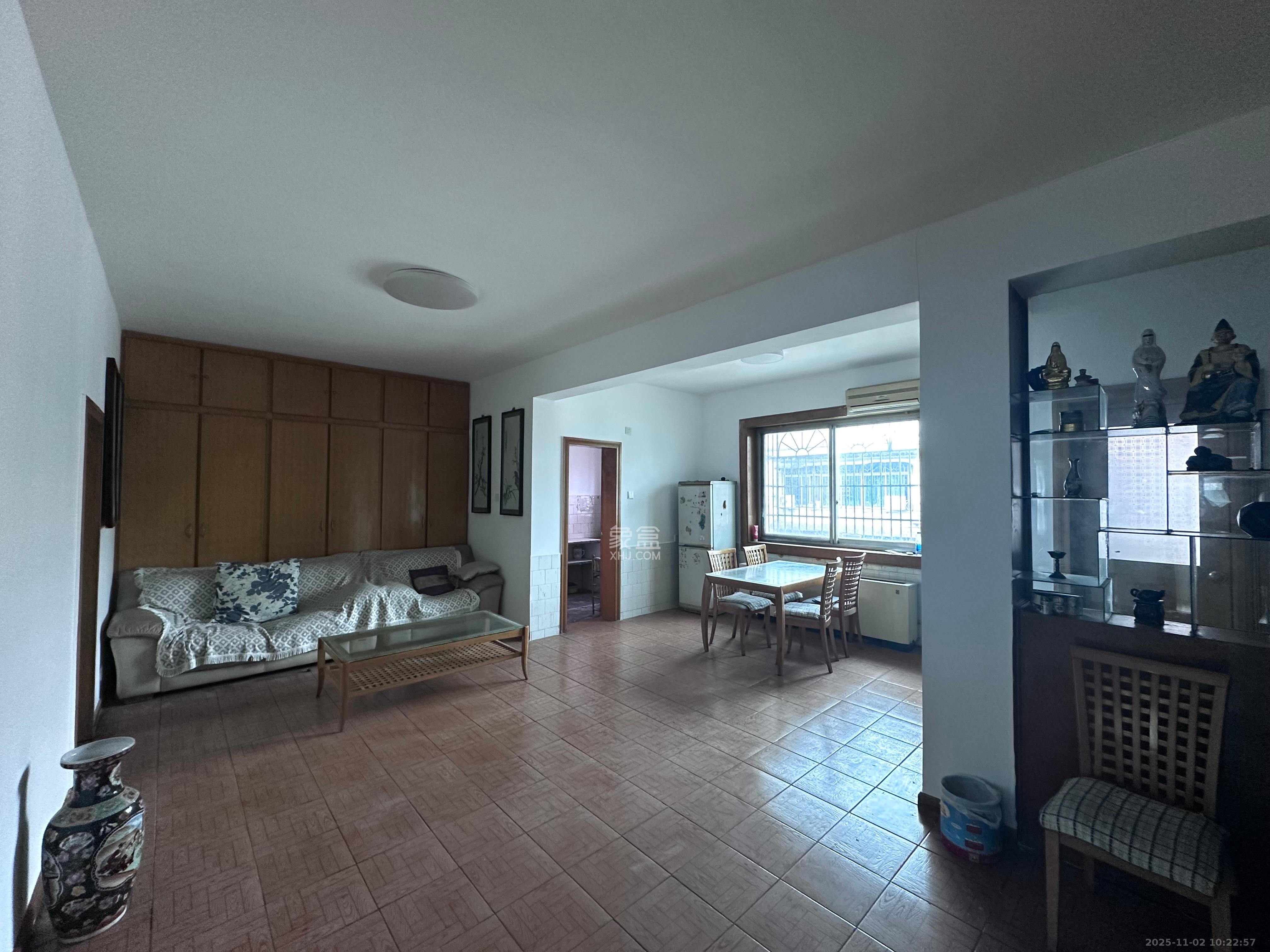 纬二路审计厅  2室2厅1卫    1800.0元/月室内图