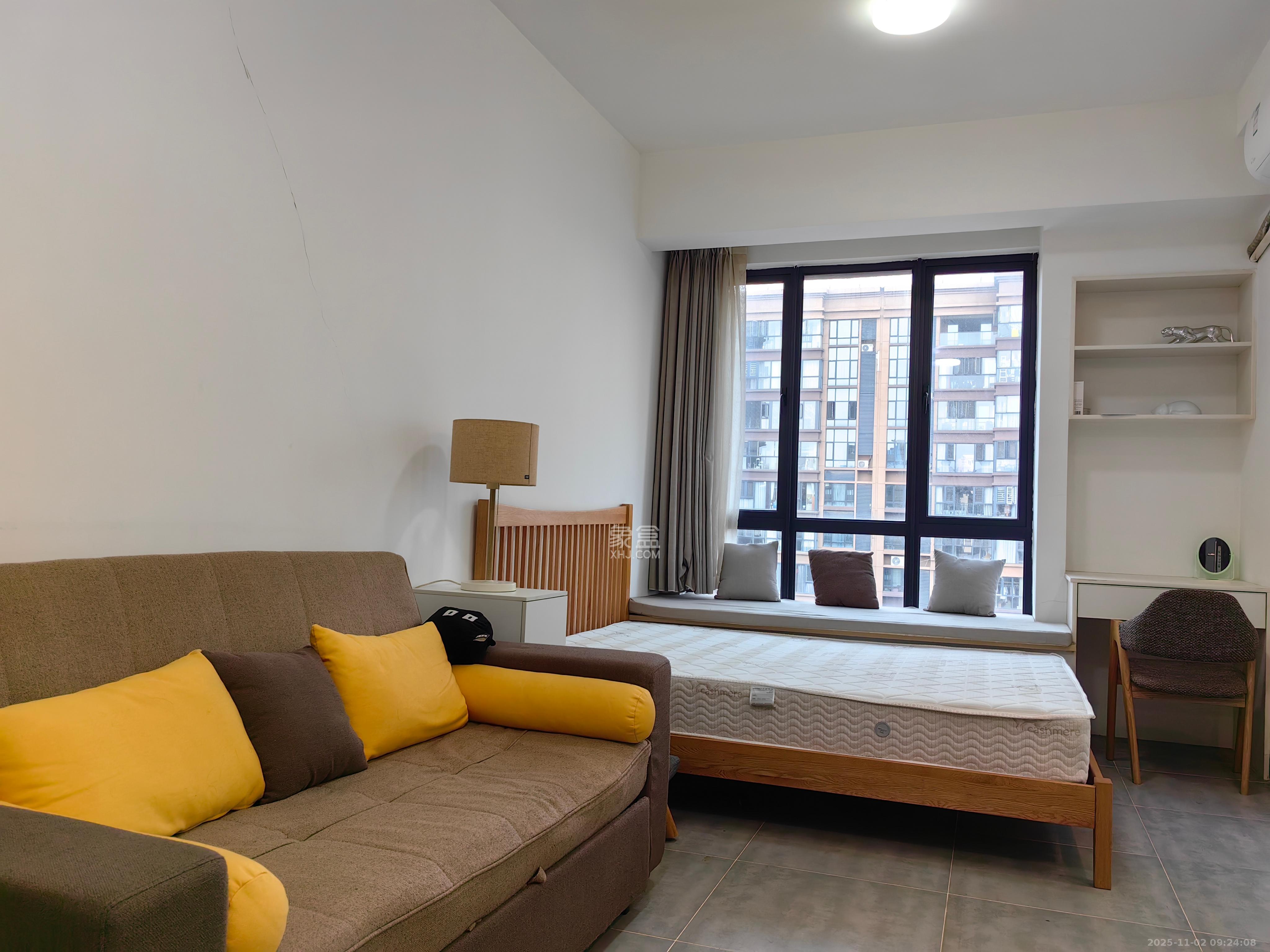 荣悦台  1室1厅1卫    1900.0元/月室内图