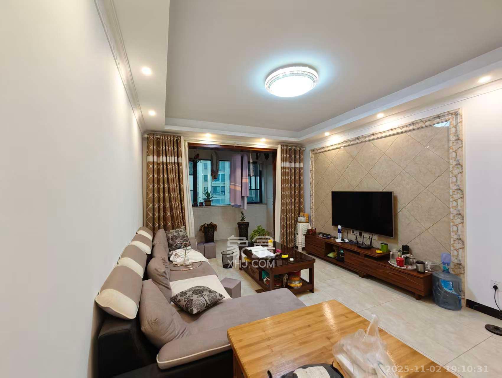 湖南报业文化城(米地亚家园)  3室2厅1卫    2100.0元/月 湖南报业文化城(米地亚家园)  3室2厅1卫    2100.0元/月室内图