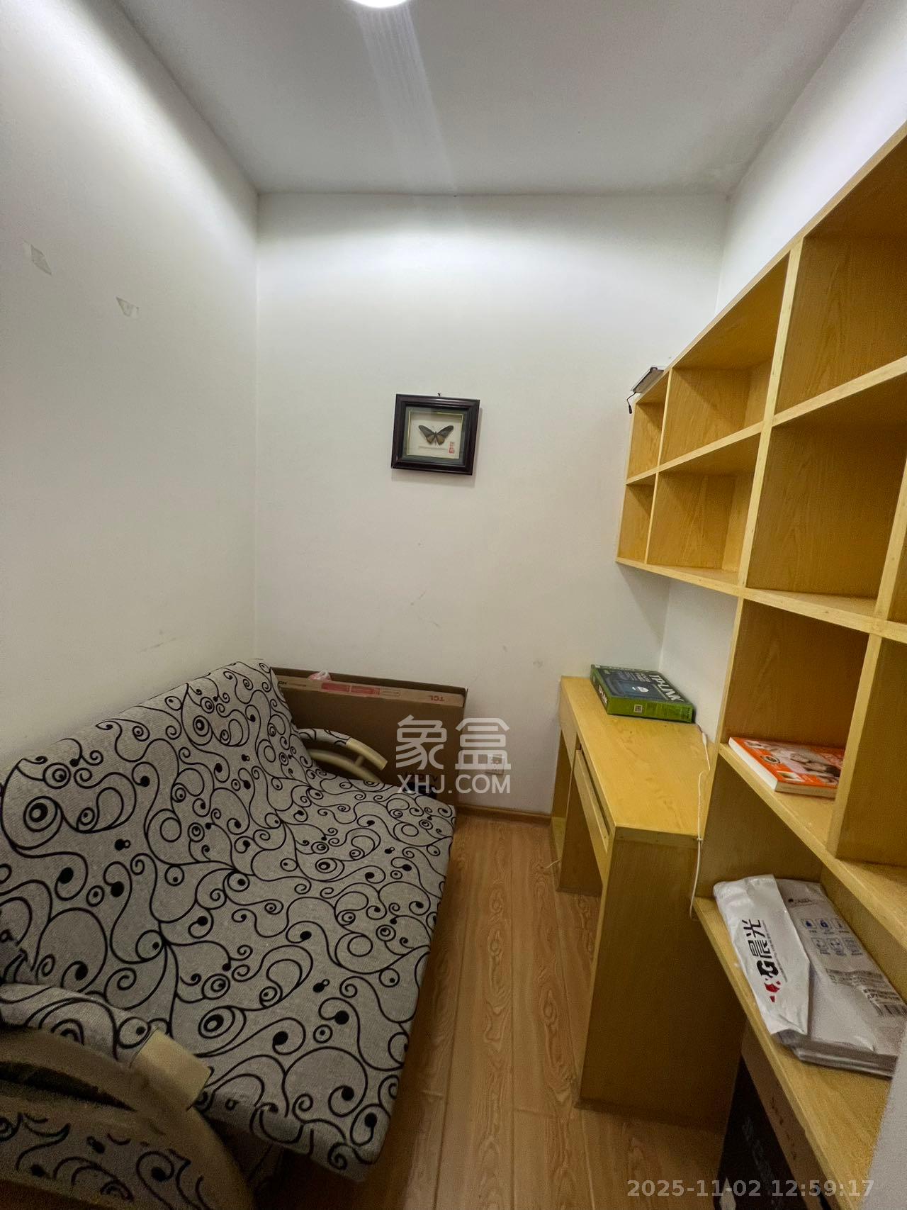 中房F联邦  2室2厅1卫    1900.0元/月室内图