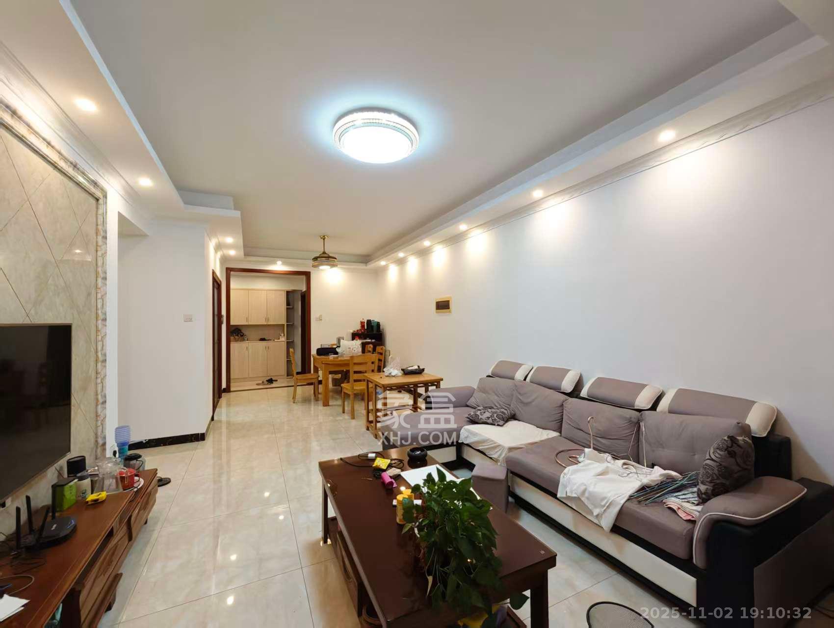 湖南报业文化城（米地亚家园）  3室2厅1卫    2100.0元/月室内图