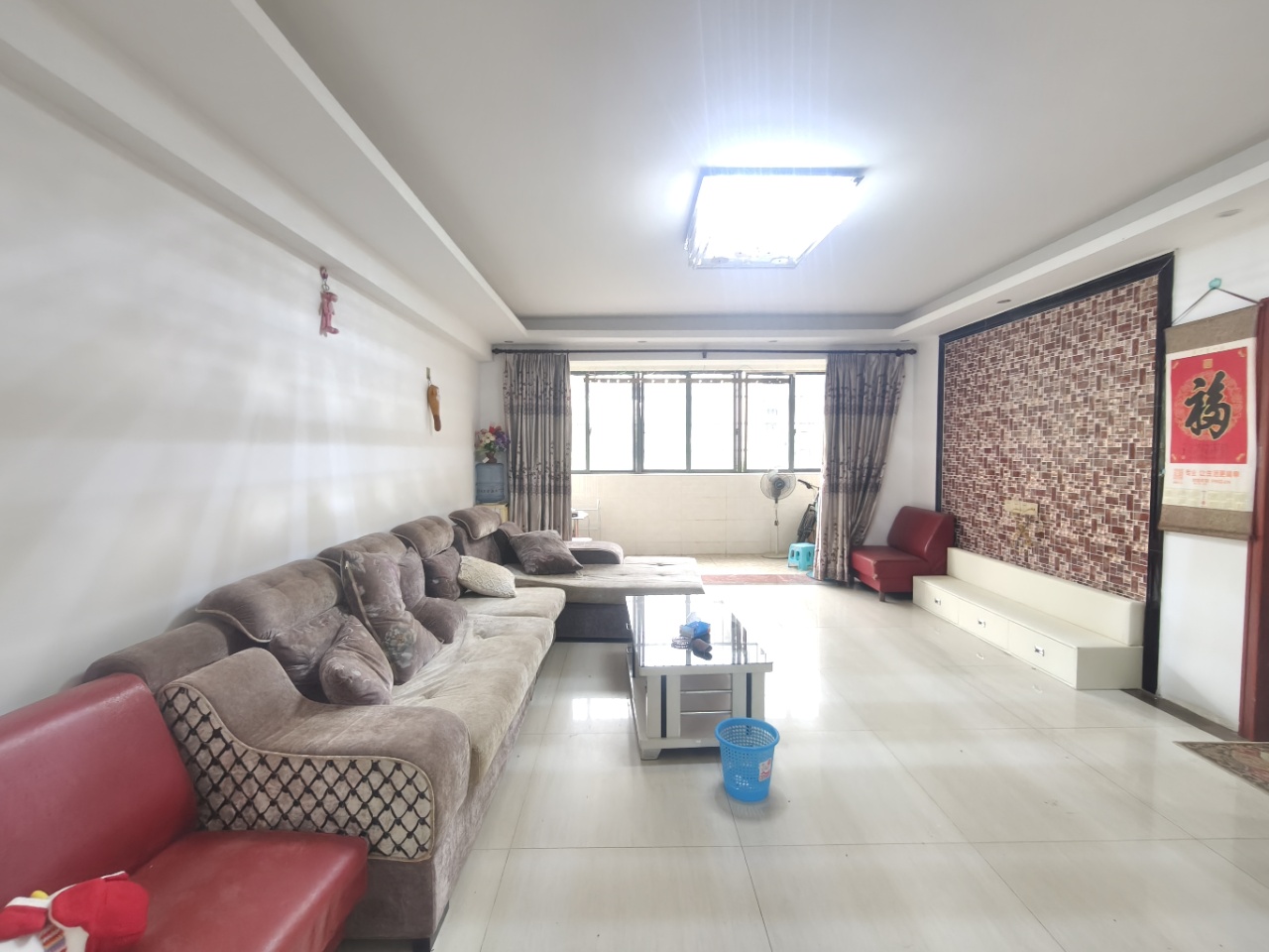 印象荷园  3室1厅2卫    2500.0元/月室内图