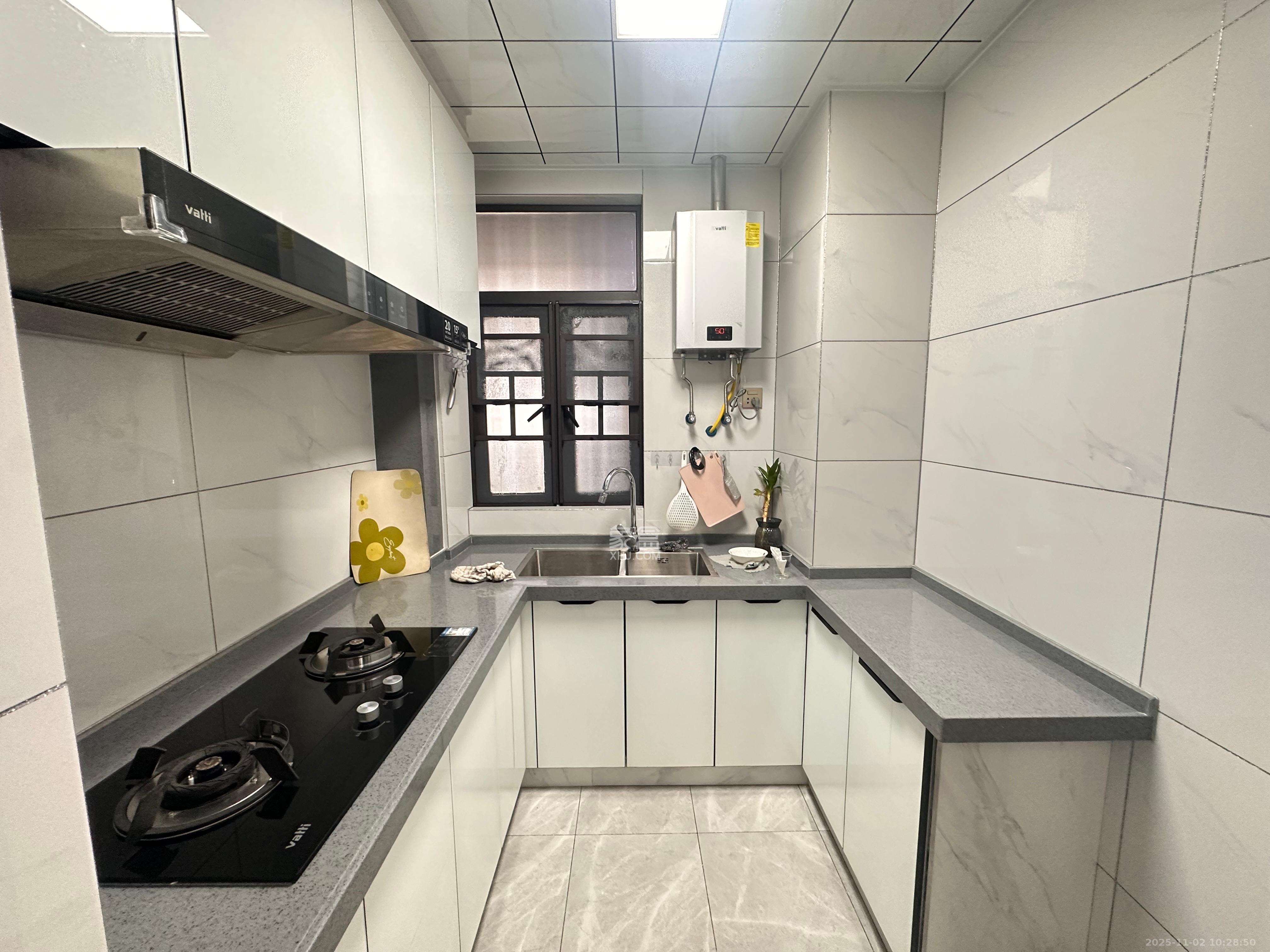 嘉雨兴园 2室1厅1卫 2700.0元/月 嘉雨兴园 2室1厅1卫 2700.0元/月室内图