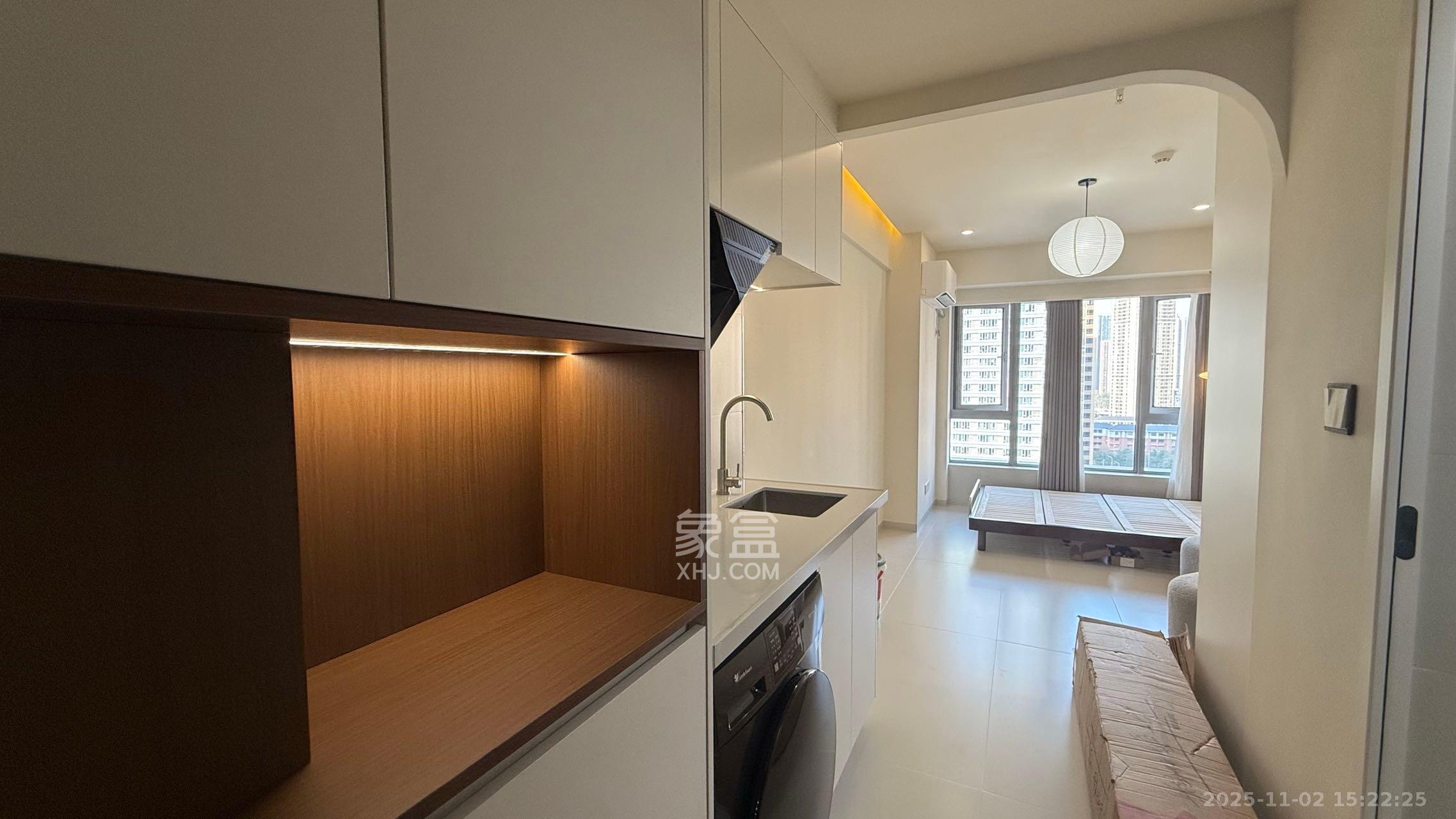 保利天禧EF区  1室1厅1卫    1800.0元/月室内图