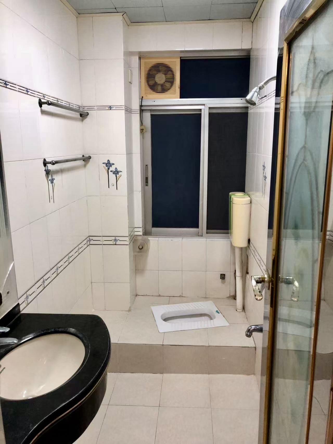 银库苑 3室2厅2卫 1600.0元/月 银库苑 3室2厅2卫 1600.0元/月室内图