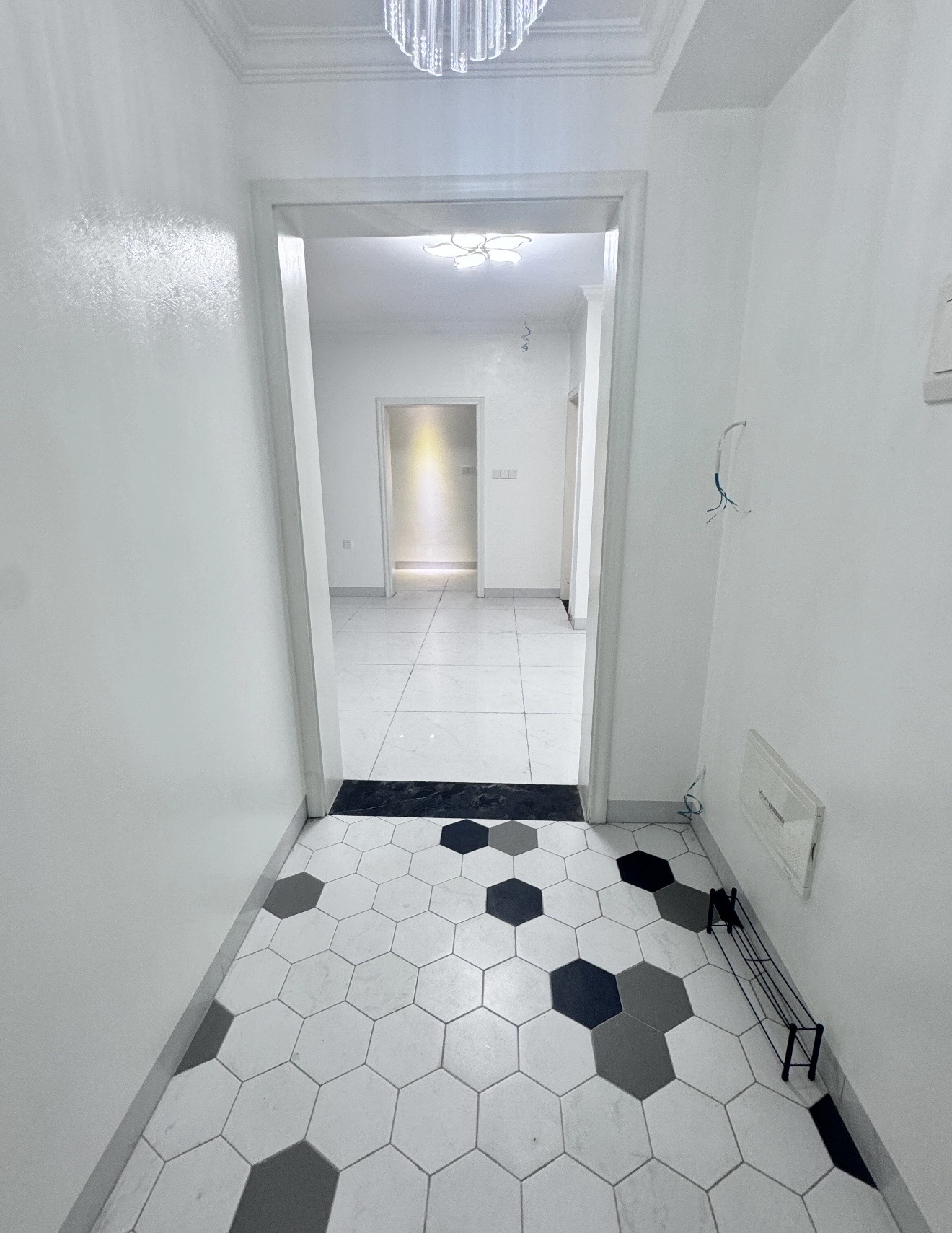 海阔天空-国瑞城二期（雅仕苑）  2室1厅1卫    3200.0元/月