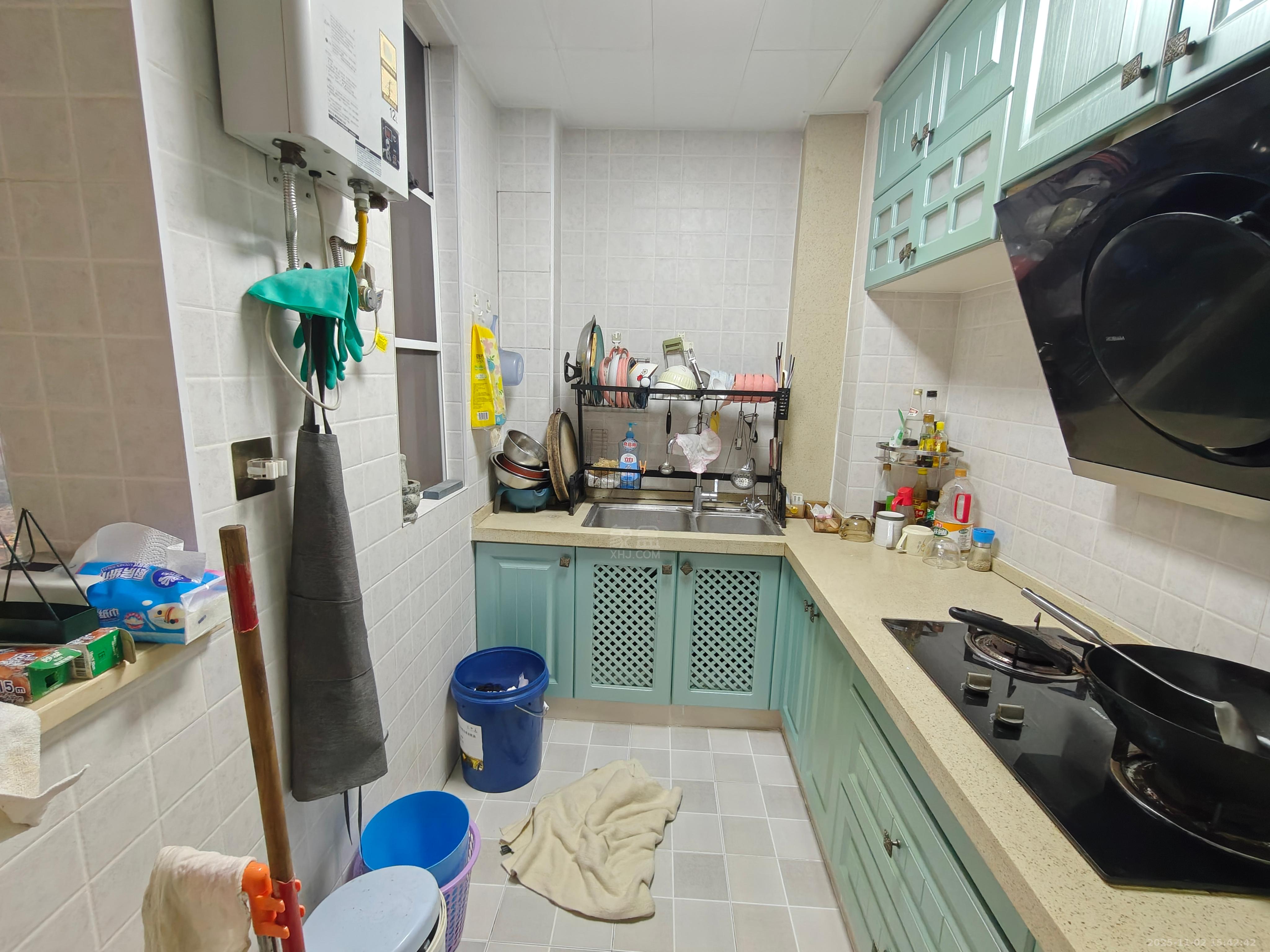 佳兆业金域天下三期  3室2厅2卫    1700.0元/月室内图