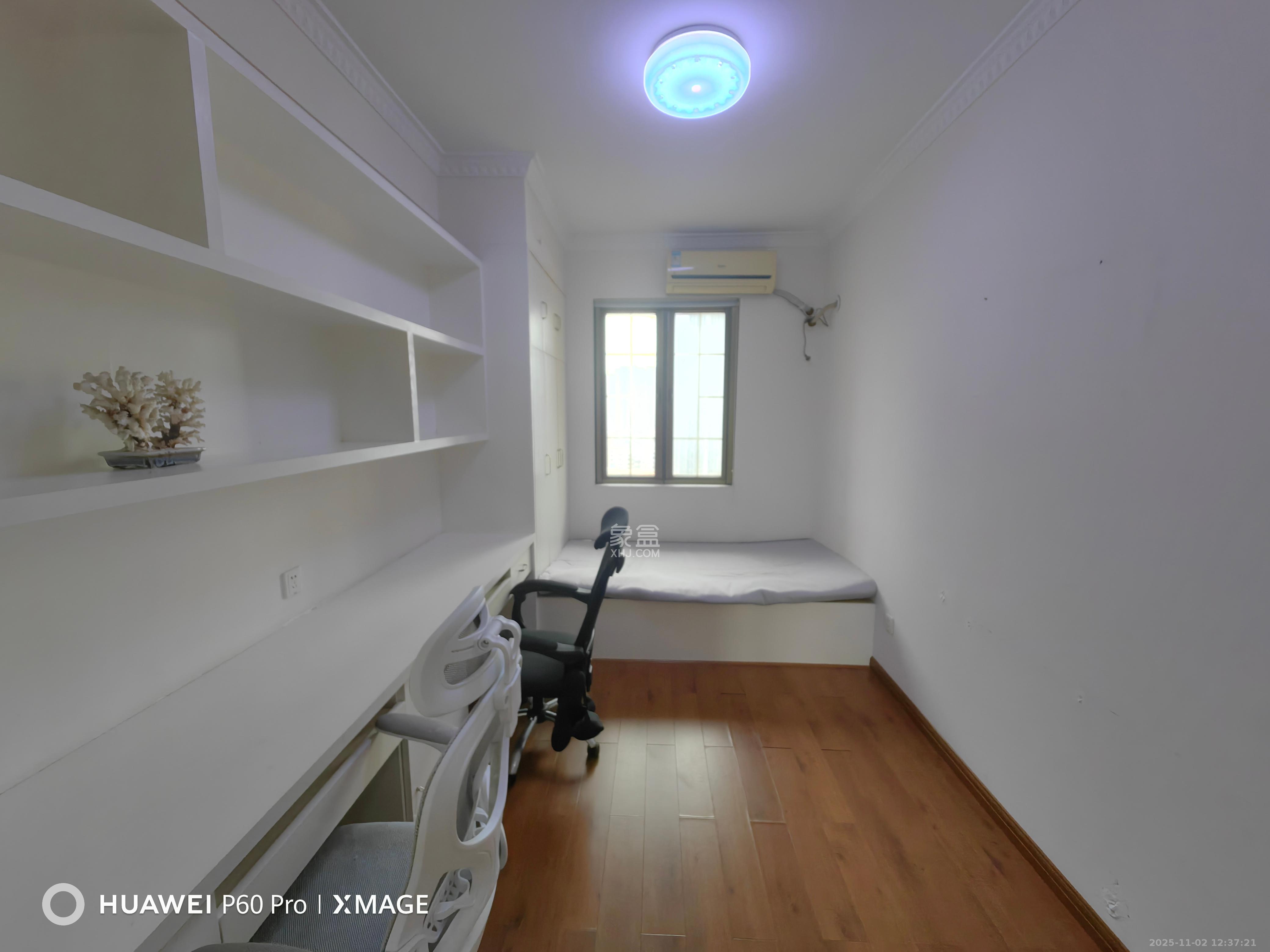 长沙玫瑰园  3室2厅2卫    2000.0元/月室内图