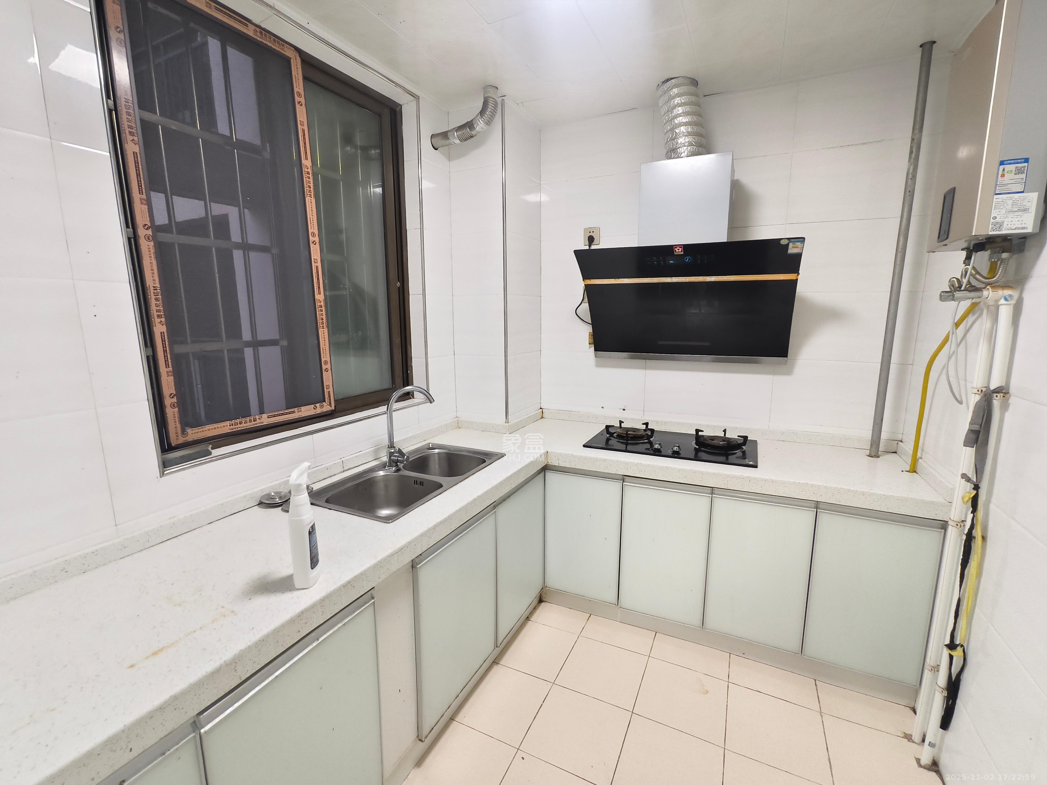 金南家园一期 2室2厅1卫 1800.0元/月 金南家园一期 2室2厅1卫 1800.0元/月室内图