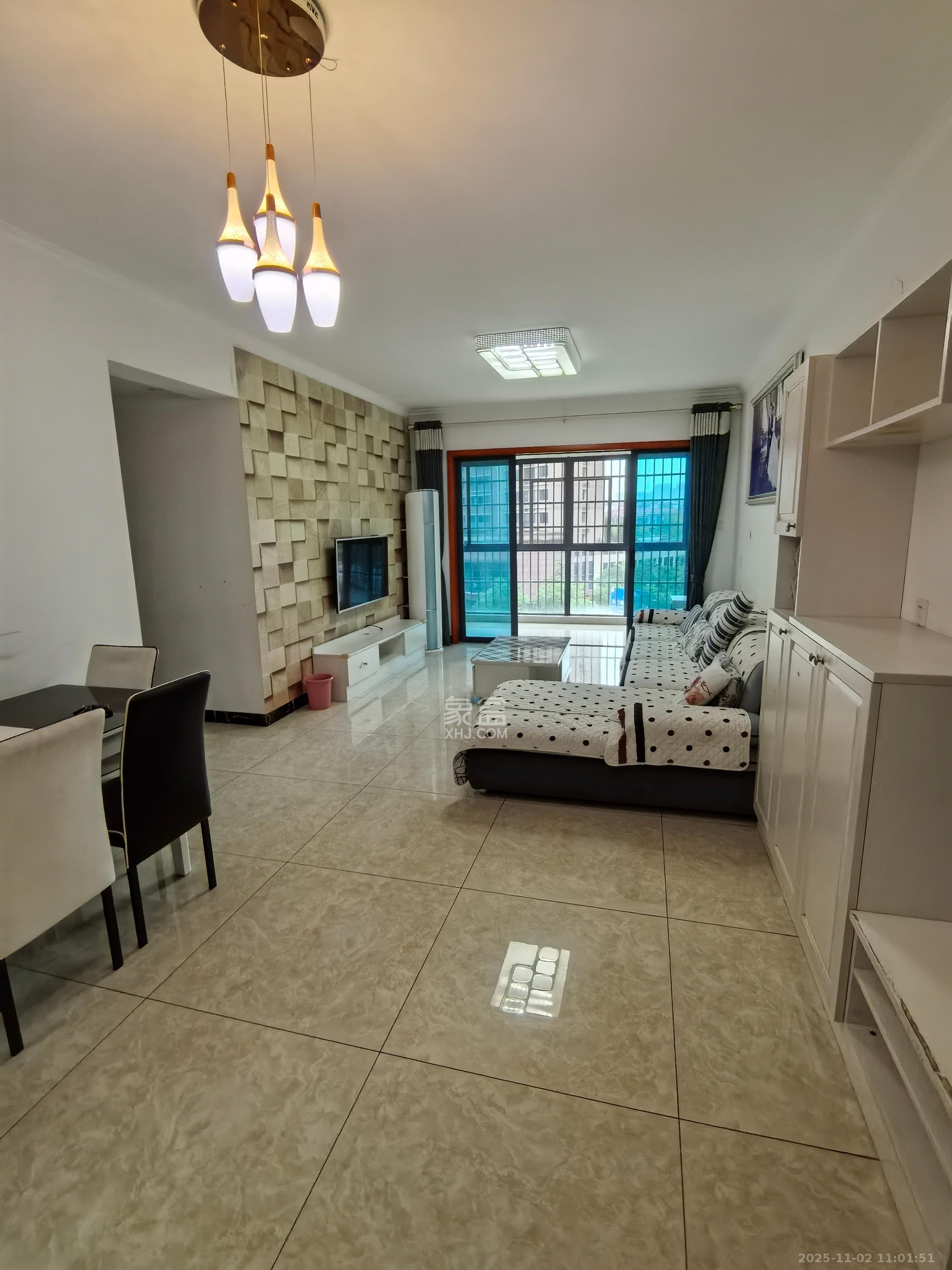 方略城市广场 3室2厅1卫 2200.0元/月 方略城市广场 3室2厅1卫 2200.0元/月室内图