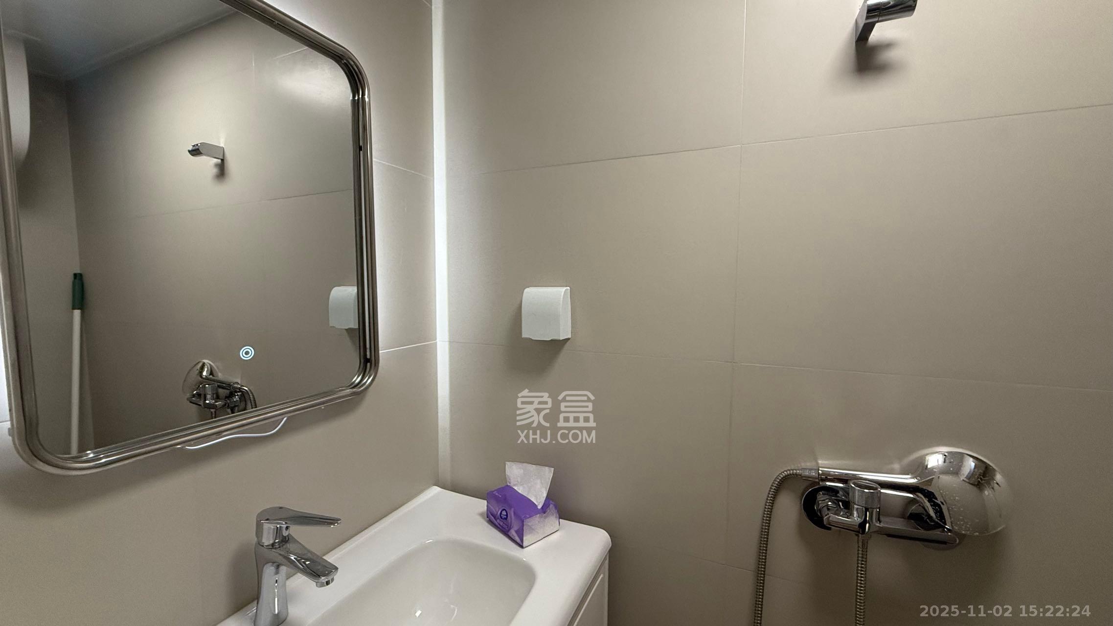 保利天禧EF区  1室1厅1卫    1800.0元/月 保利天禧EF区  1室1厅1卫    1800.0元/月室内图