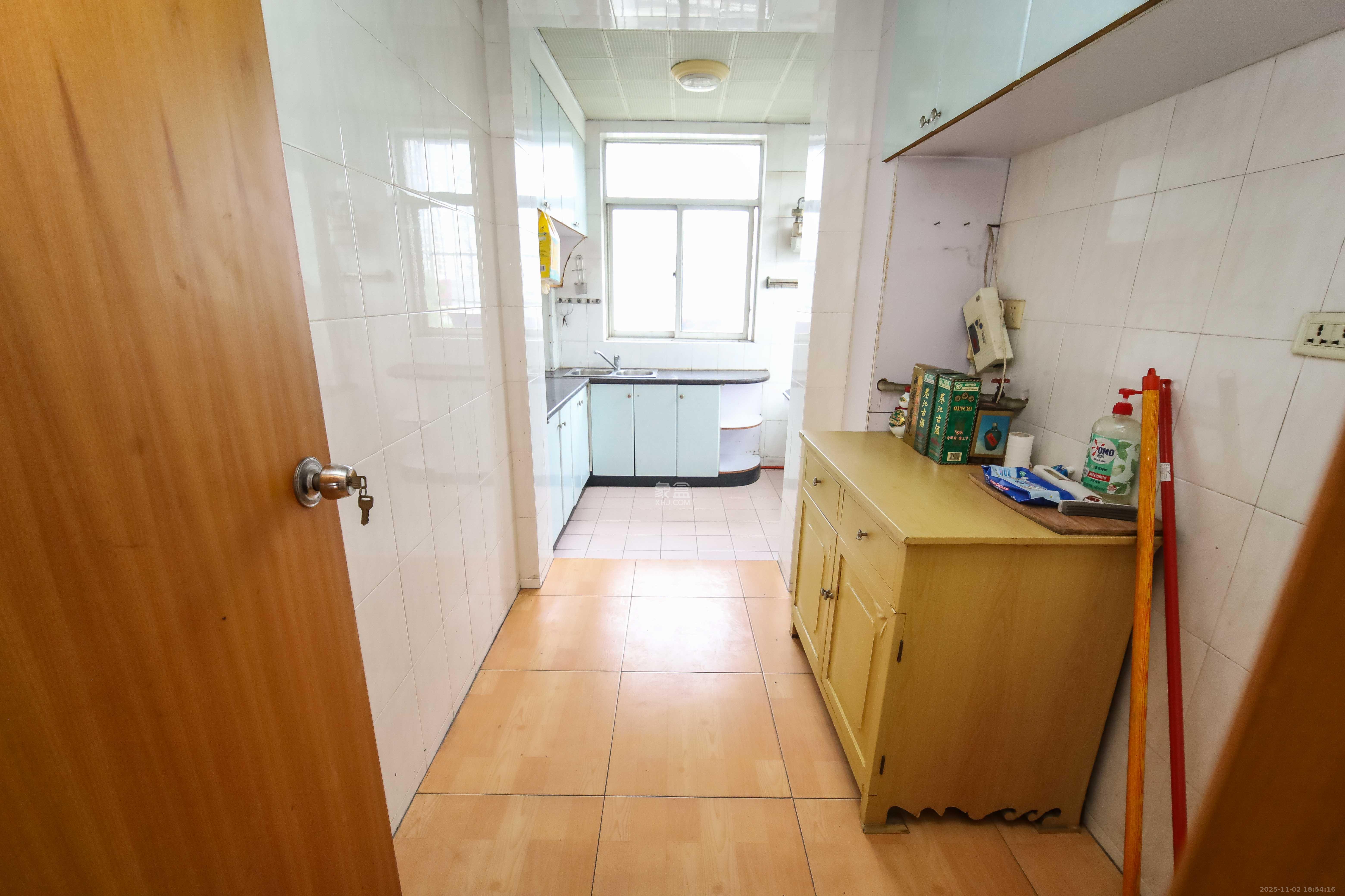 军队星火离退休干部休养所  3室2厅1卫    68.0万厨房