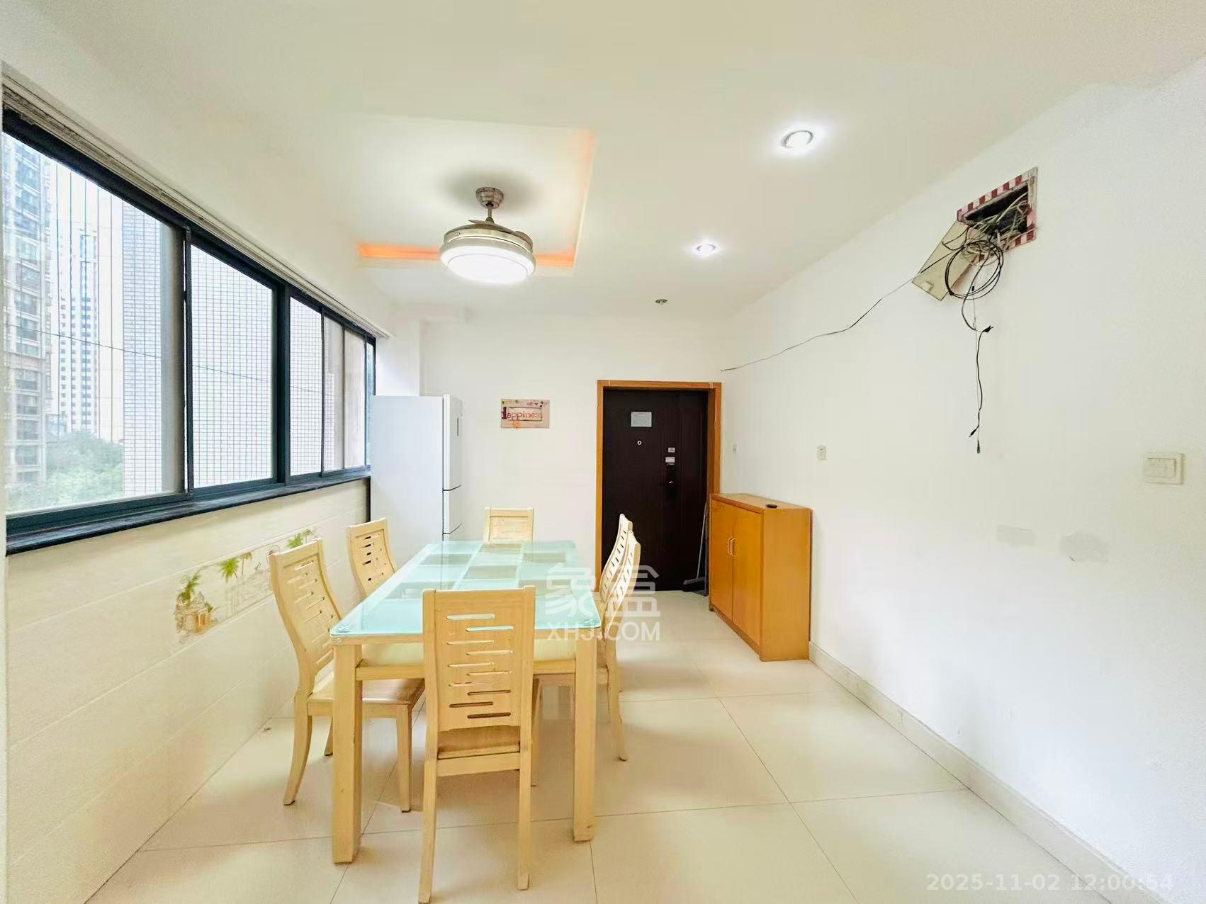 华菱蓝调国际（华菱.香墅美地）  3室2厅1卫    2400.0元/月室内图