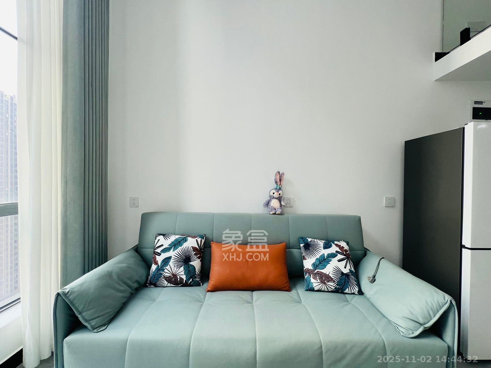 卓越中寰  1室1厅1卫    2100.0元/月室内图