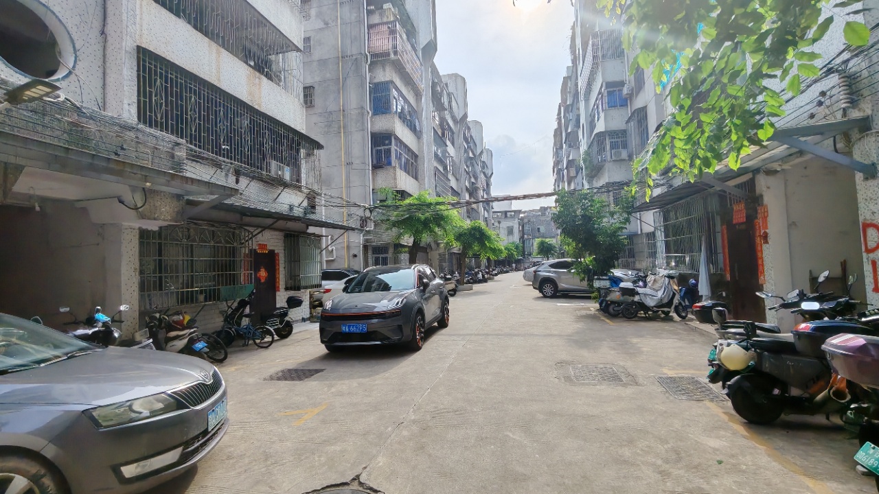 申达小区  2室1厅1卫    66.0万 申达小区  2室1厅1卫    66.0万室内图