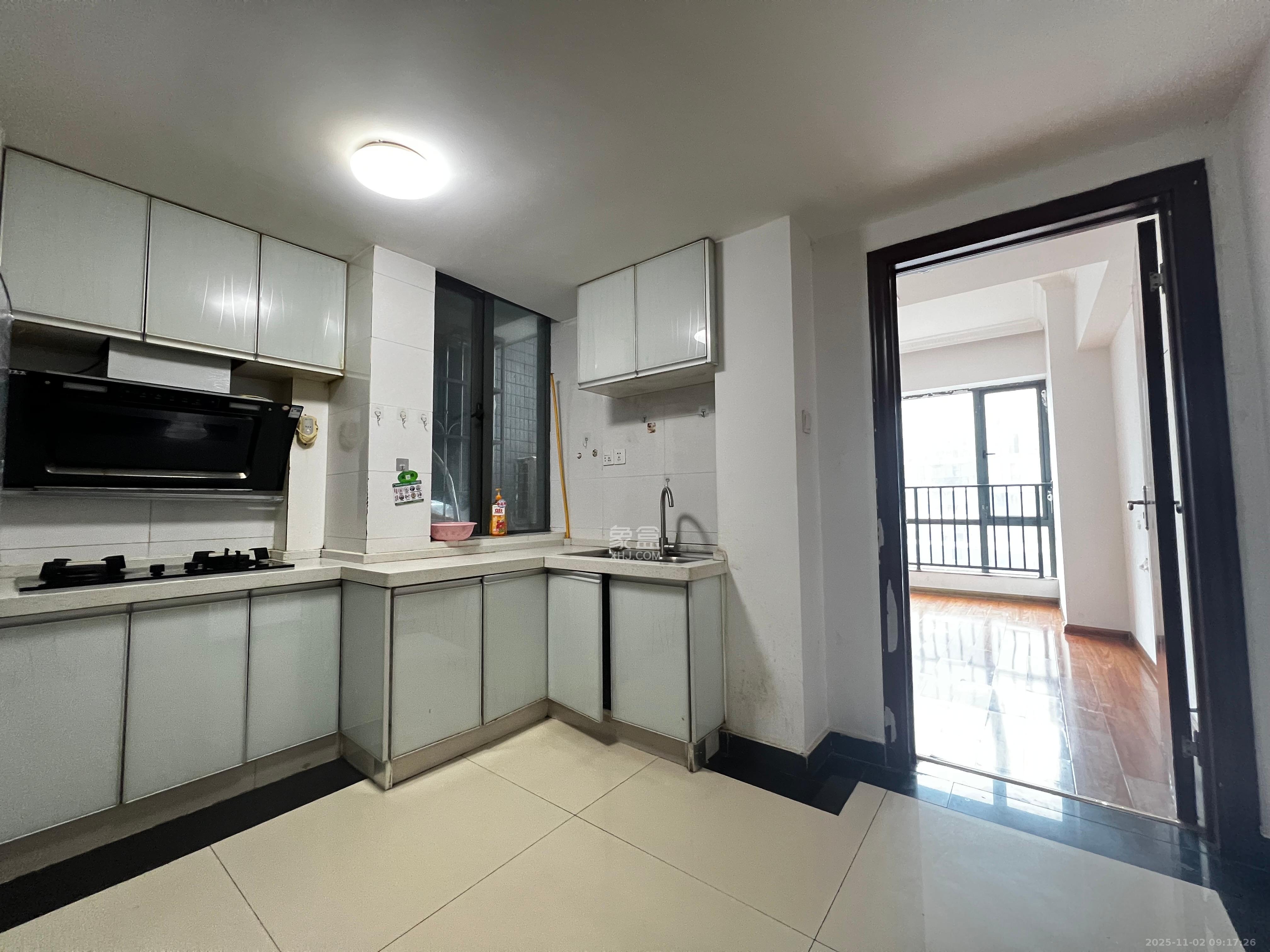 名富公寓  2室1厅1卫    2300.0元/月室内图