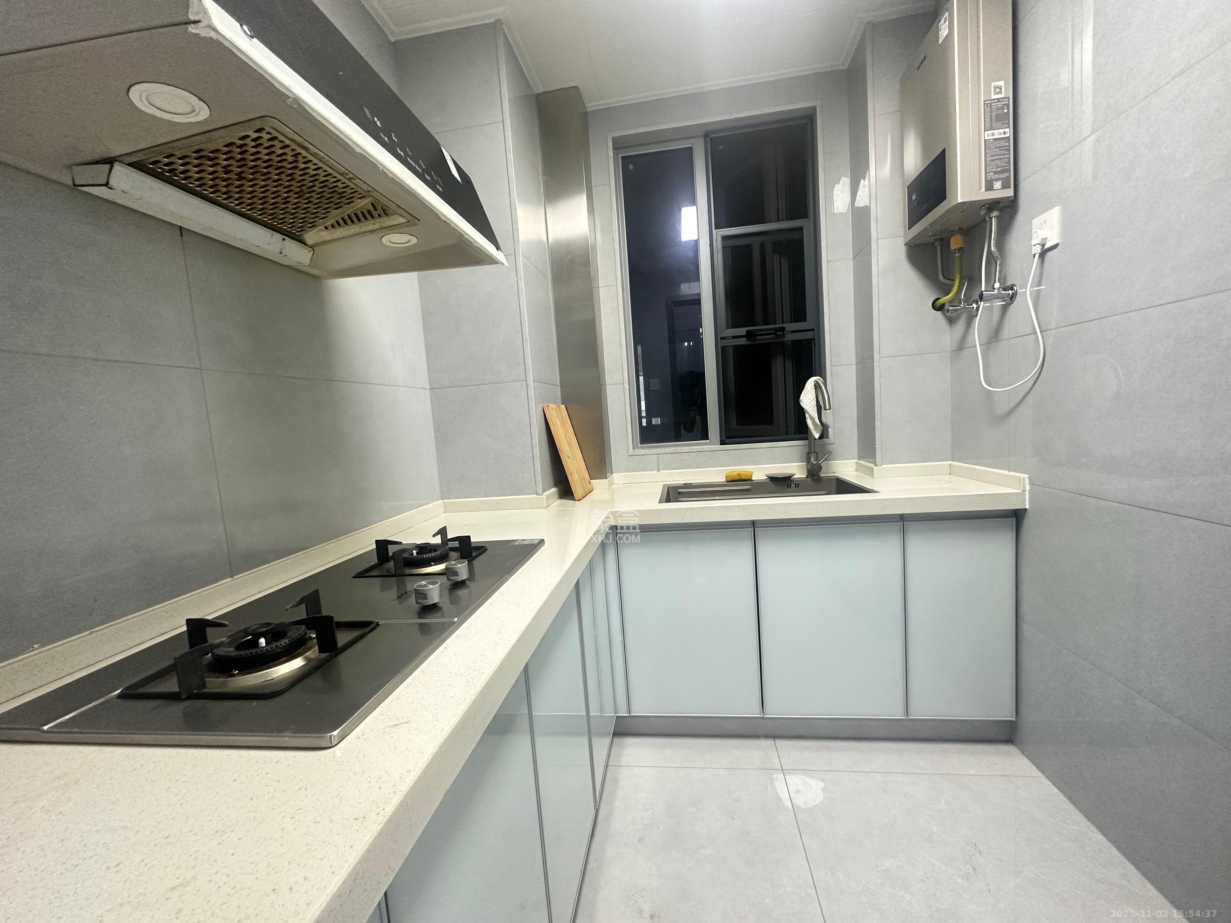 潇湘奥林匹克花园 2室1厅1卫 2300.0元/月 潇湘奥林匹克花园 2室1厅1卫 2300.0元/月室内图