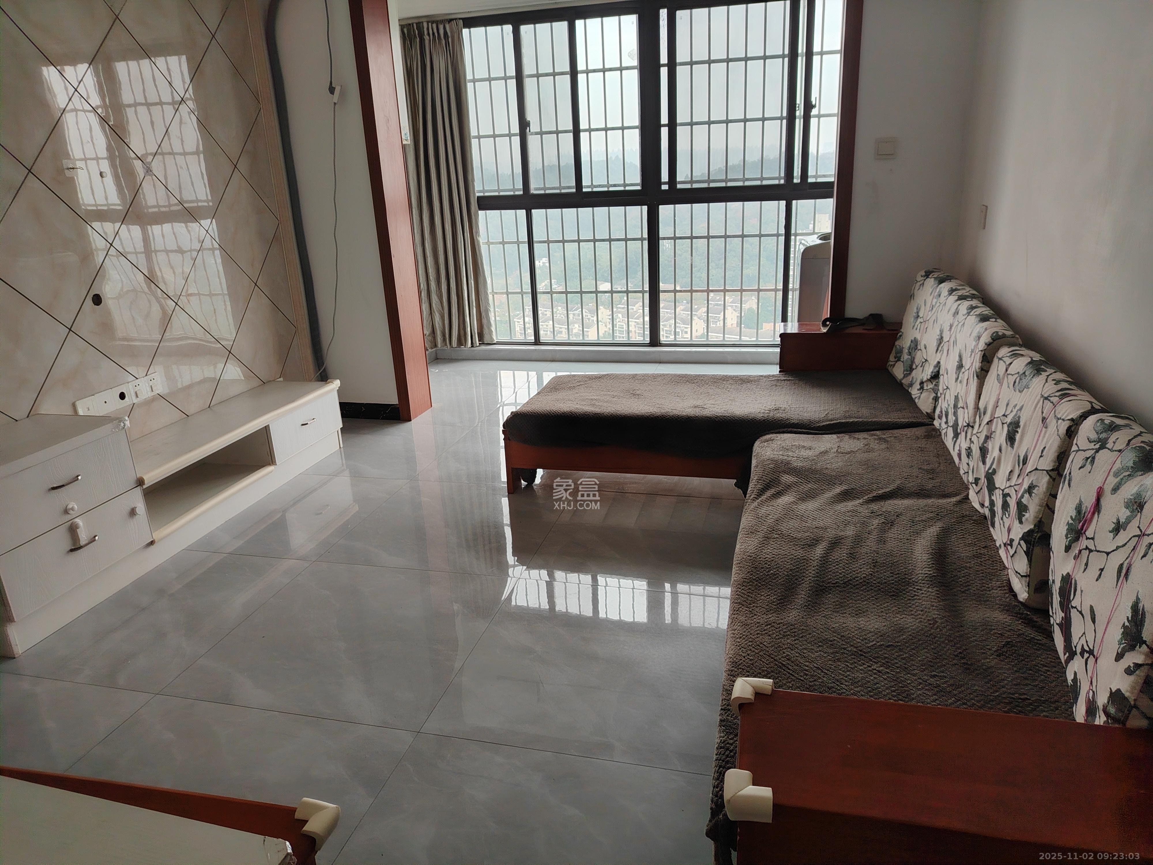 谷山庭院二期 3室2厅1卫 1900.0元/月 谷山庭院二期 3室2厅1卫 1900.0元/月室内图