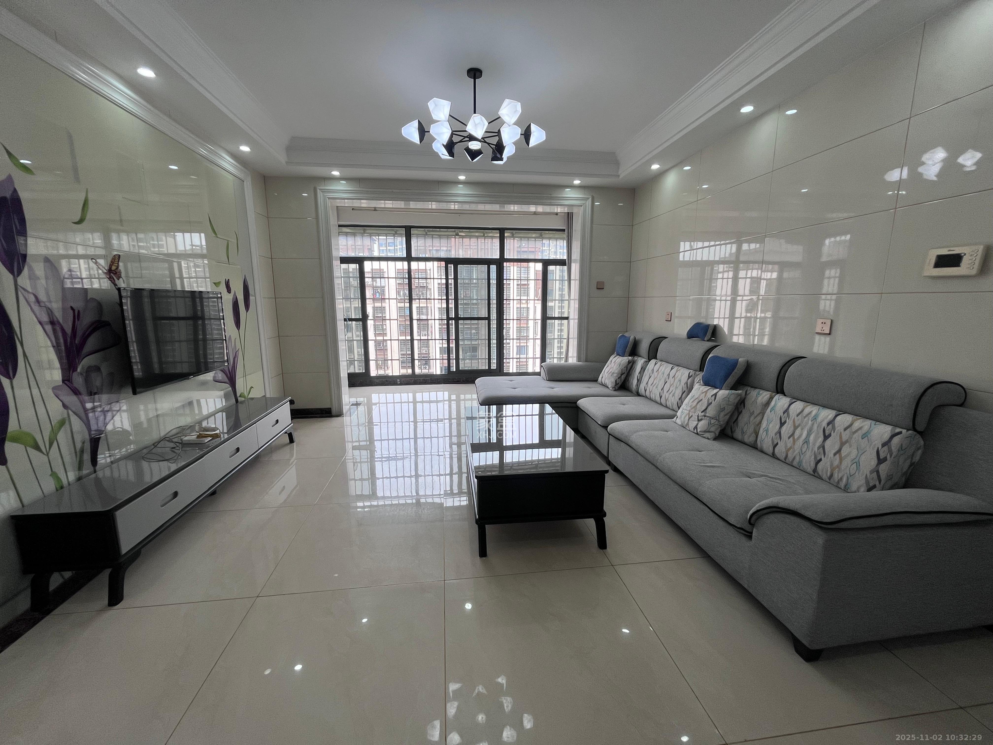 桥头家苑一期  1室0厅0卫    2200.0元/月室内图