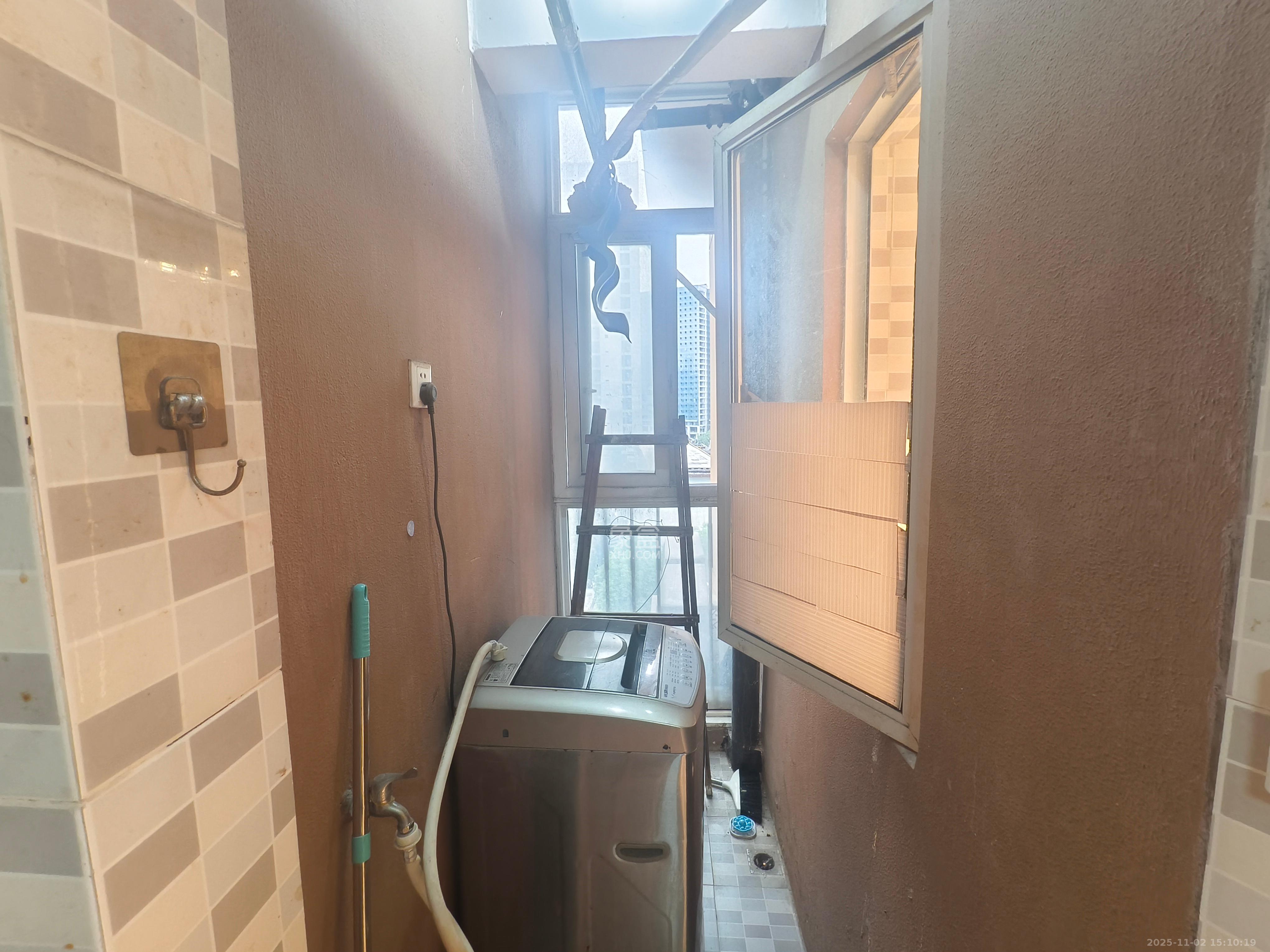 白沙晶城  2室1厅1卫    2200.0元/月室内图