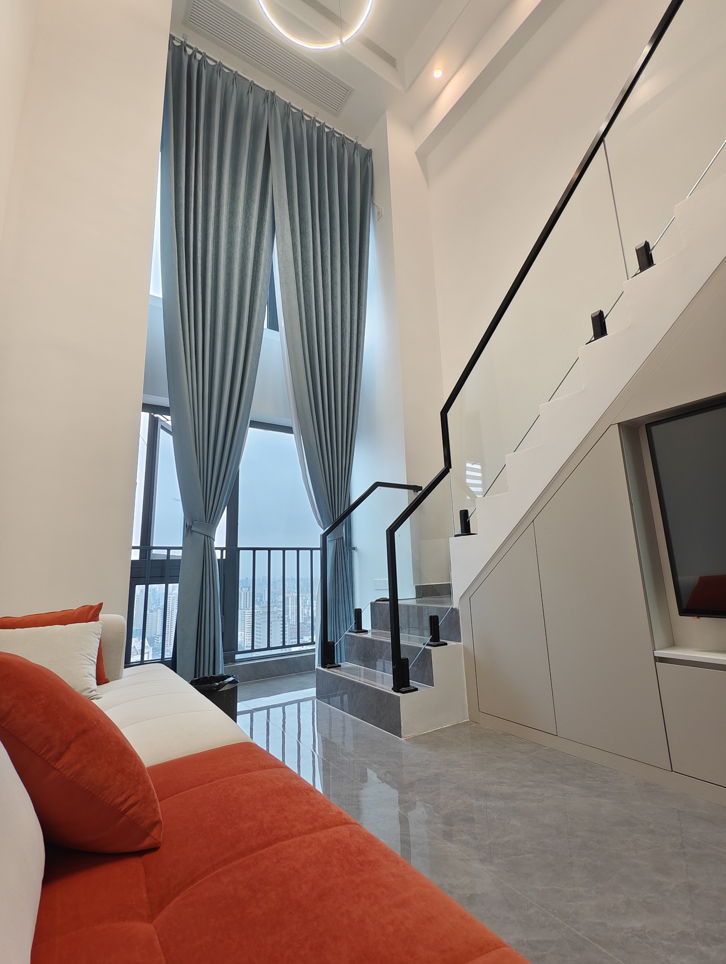 龙湖光年  1室1厅2卫    3300.0元/月室内图