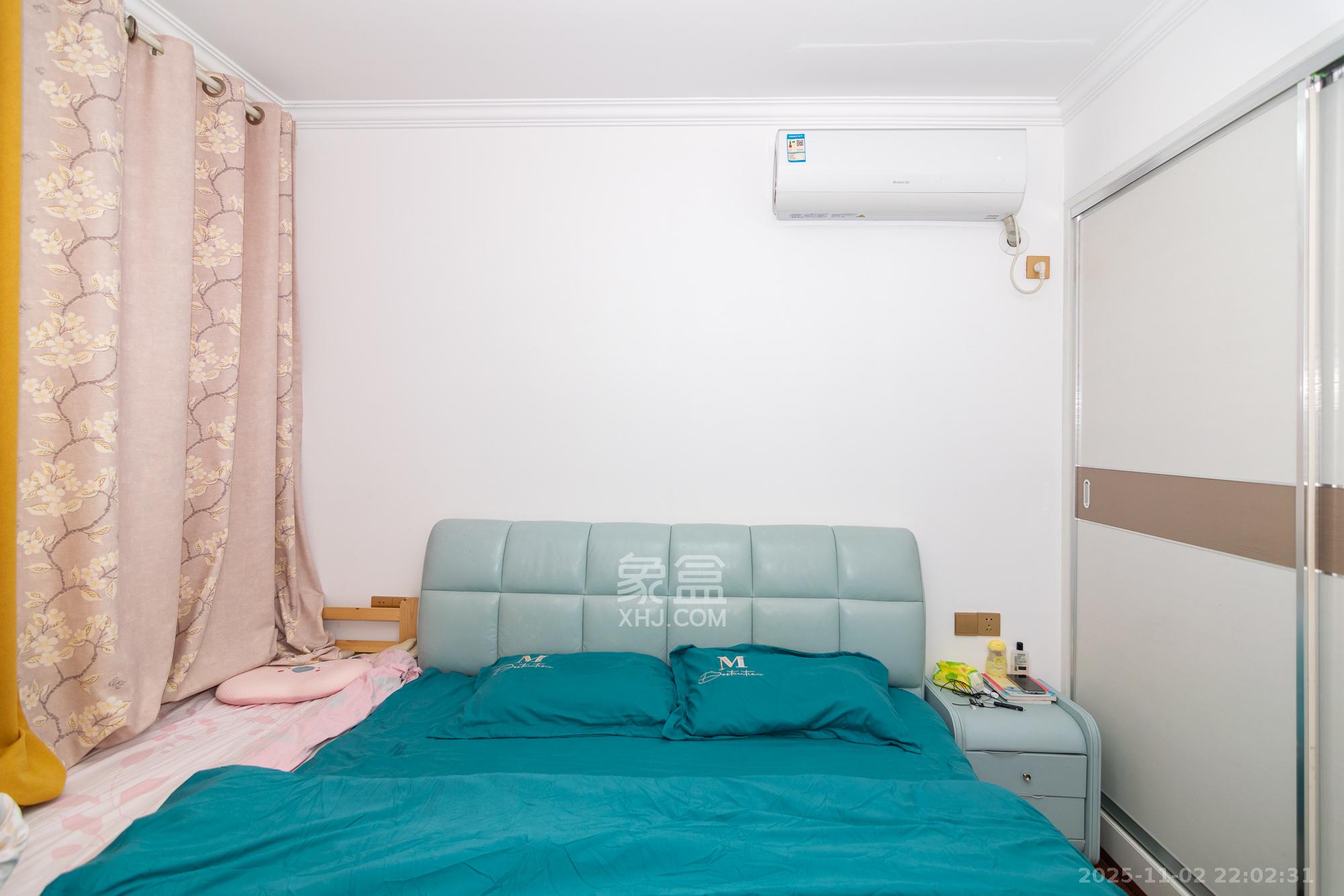 新城国际花都  3室2厅1卫    66.8万卧室