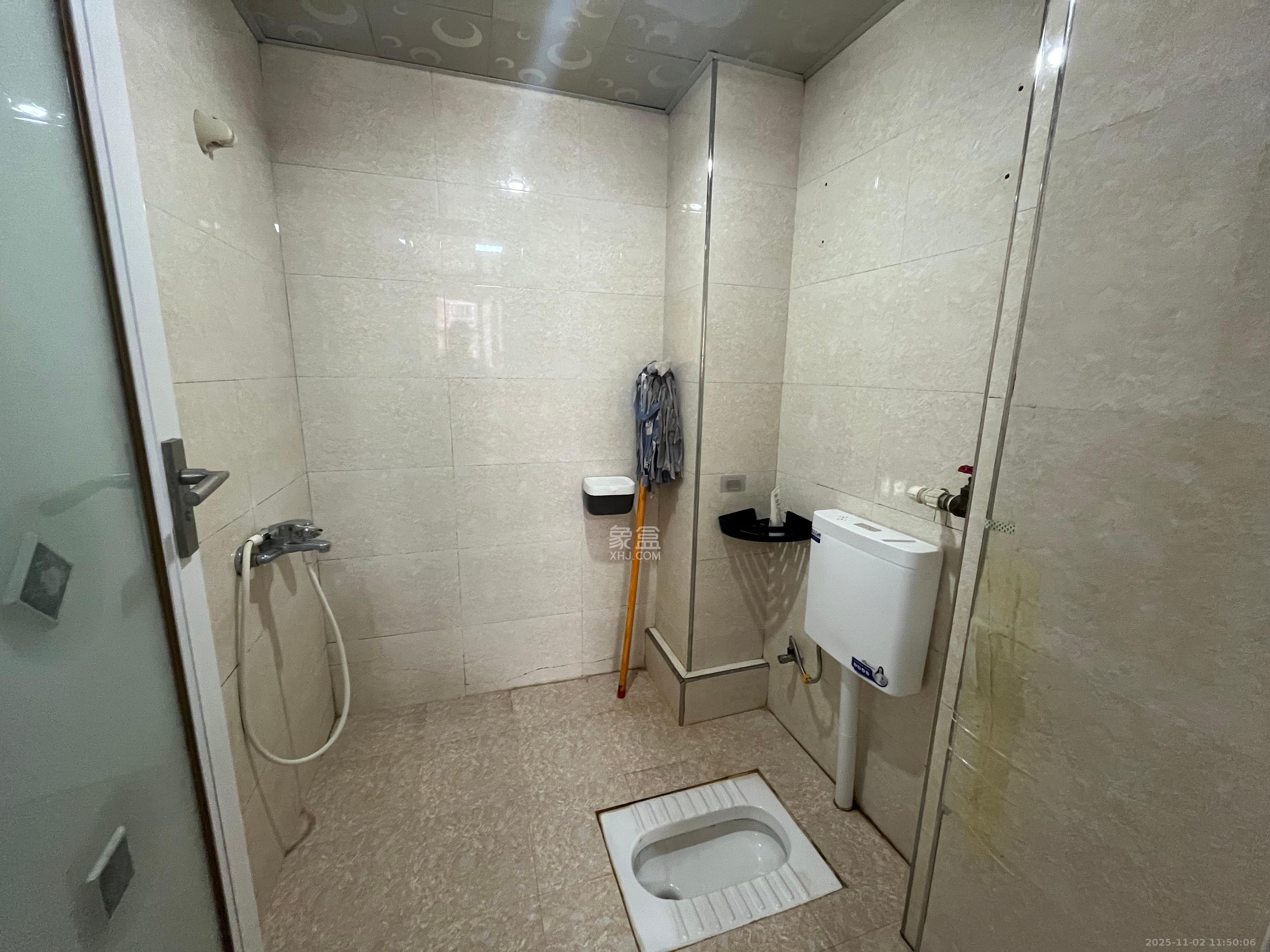 风华四季园  2室2厅1卫    2000.0元/月室内图