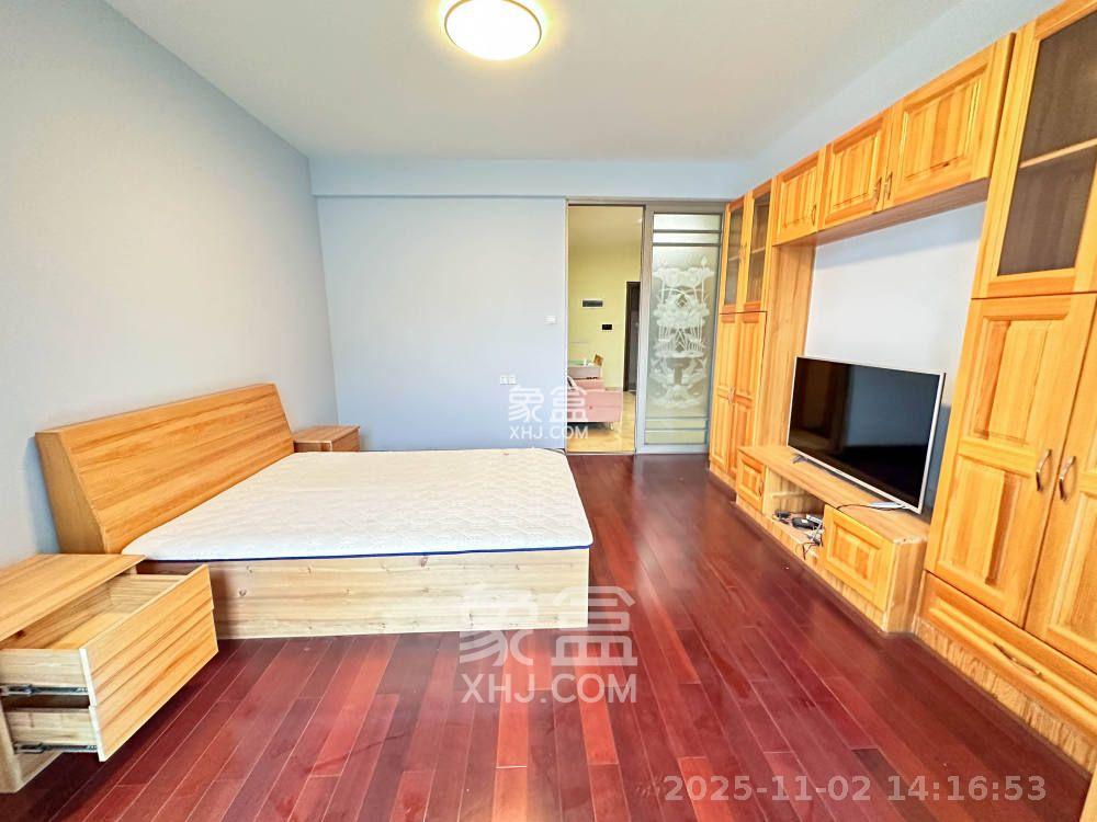 长房梅溪香山 3室2厅1卫 3500.0元/月 长房梅溪香山 3室2厅1卫 3500.0元/月室内图