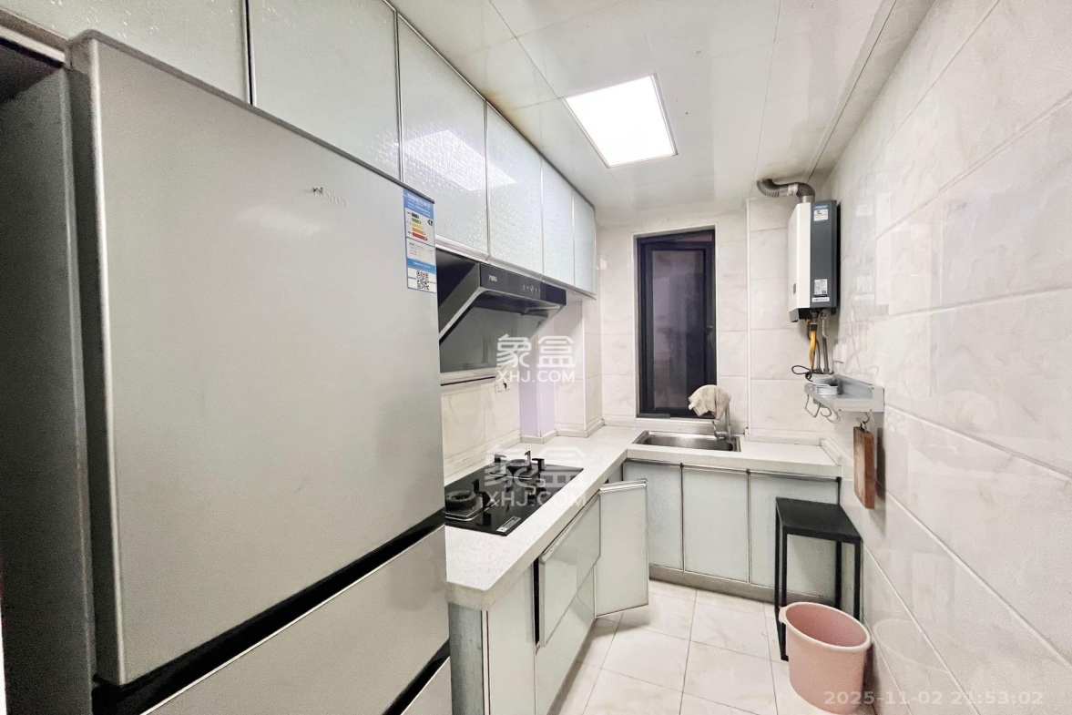 达美D6区 2室2厅1卫 2500.0元/月 达美D6区 2室2厅1卫 2500.0元/月室内图