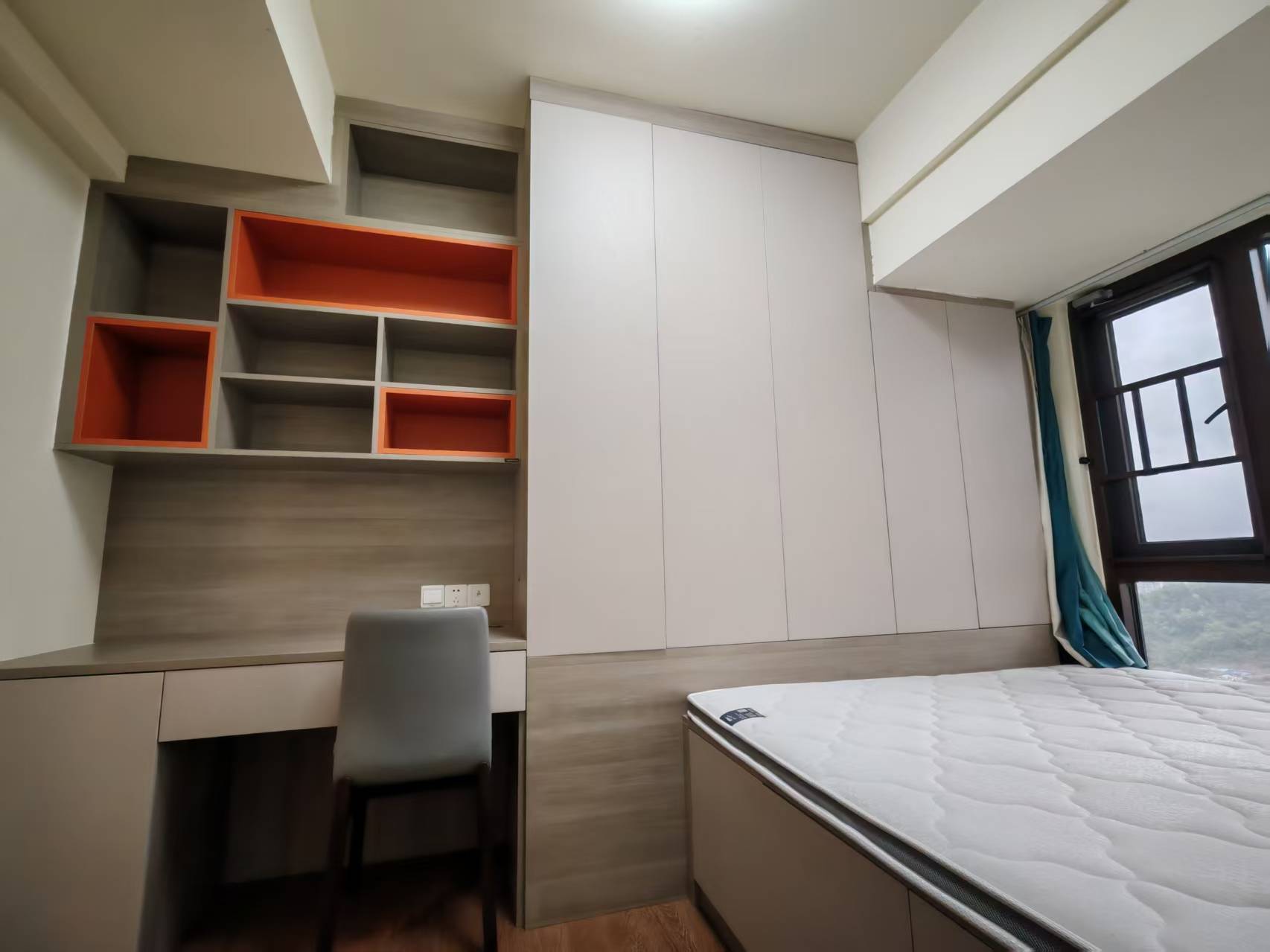 碧桂园翘楚棠 4室2厅2卫 2000.0元/月 碧桂园翘楚棠 4室2厅2卫 2000.0元/月室内图