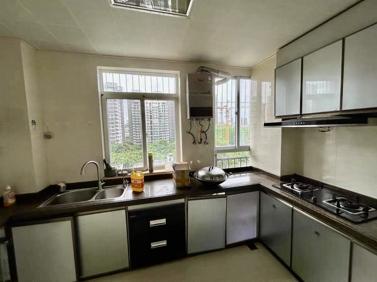 帝和华庭  1室0厅0卫    3000.0元/月