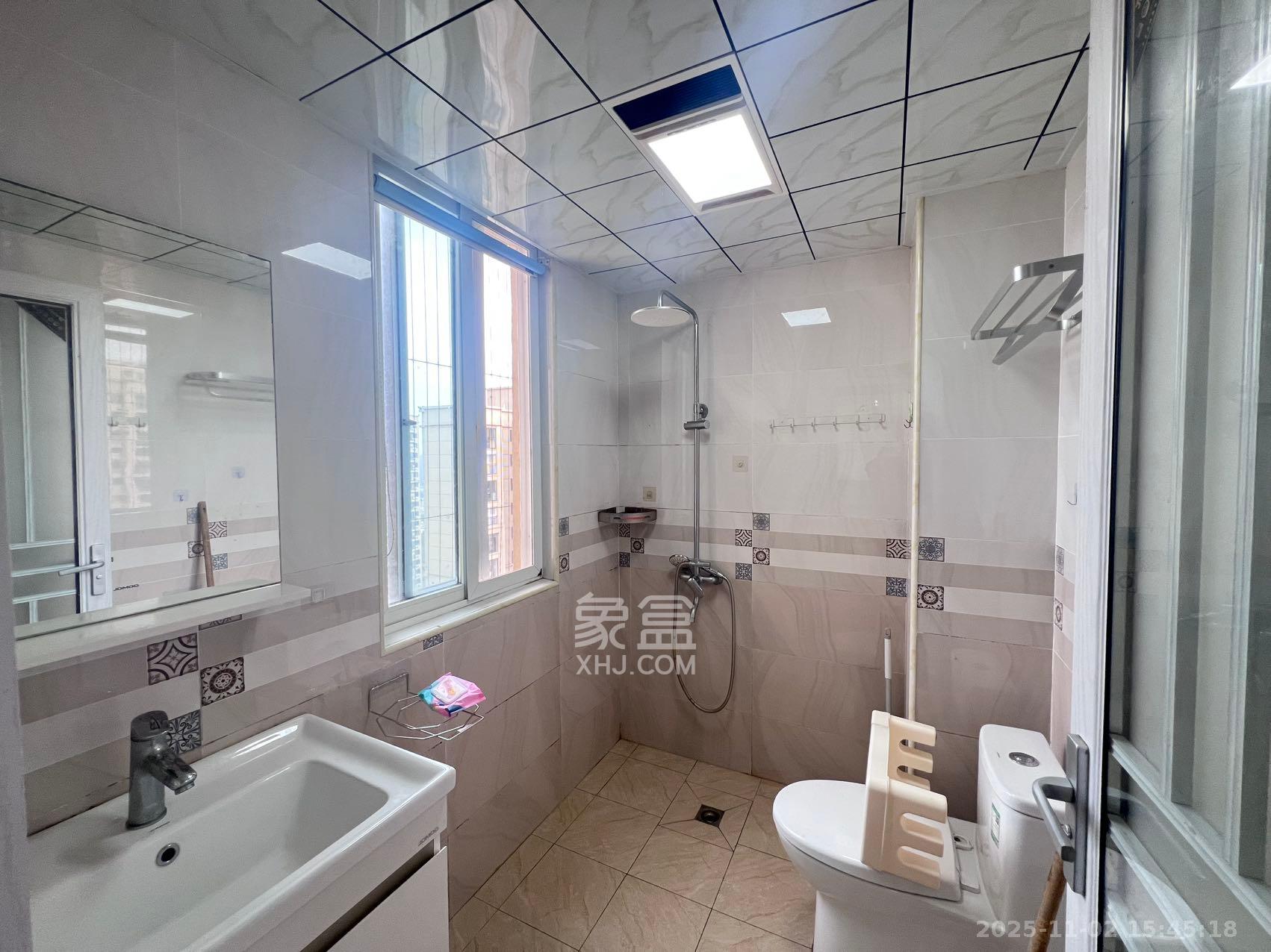 中城苑  3室2厅1卫    2800.0元/月室内图