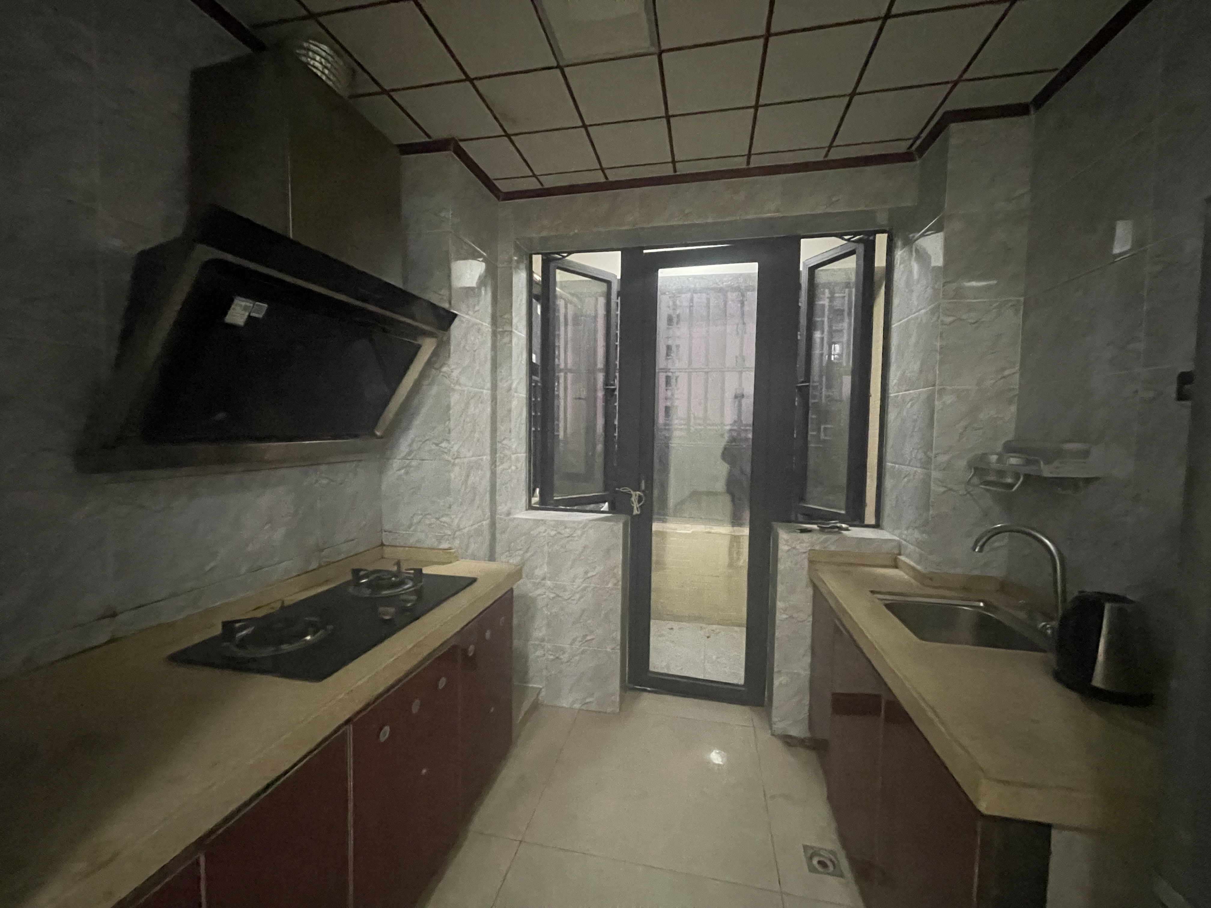 现代美居（喜盈门）  3室2厅2卫    2600.0元/月室内图